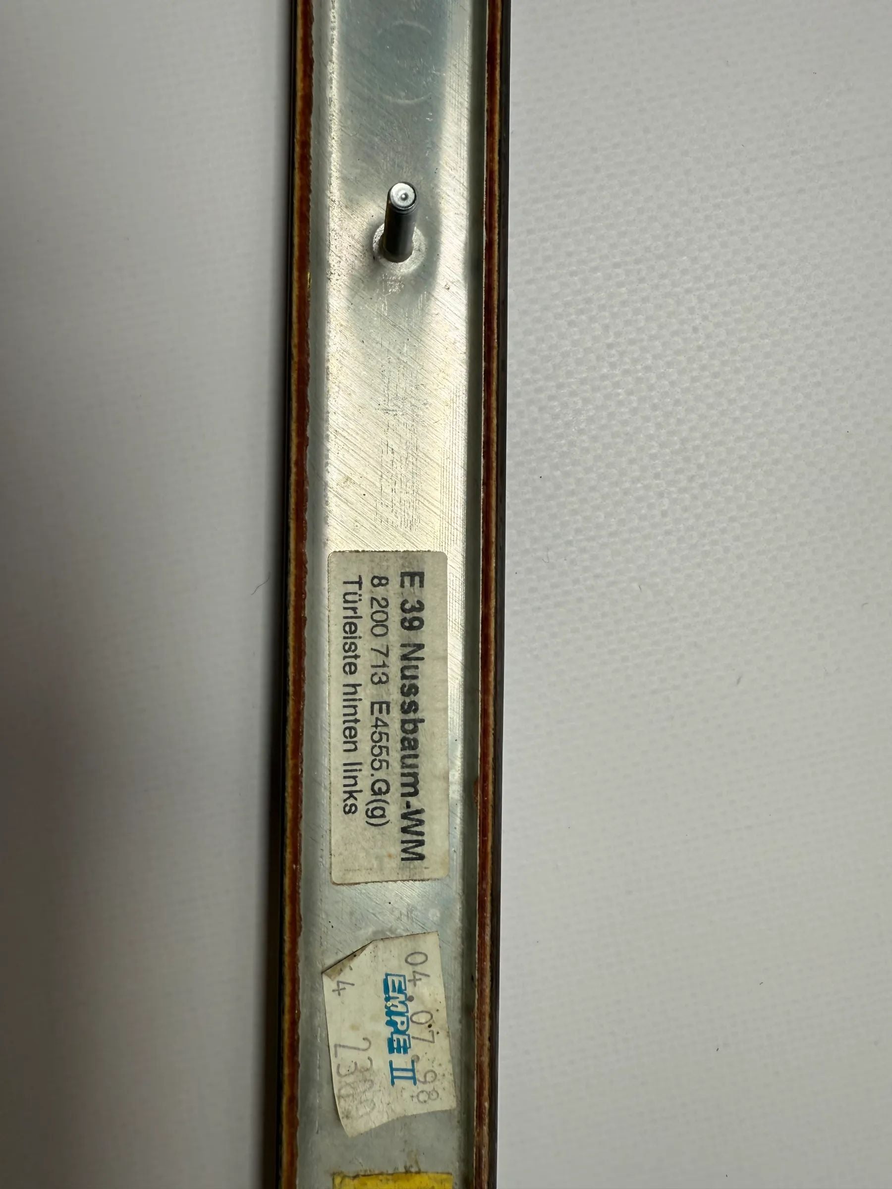 BMW E39 Seuil de Porte Arrière Gauche 8200713 Contreplaqué Ornement Intérieur