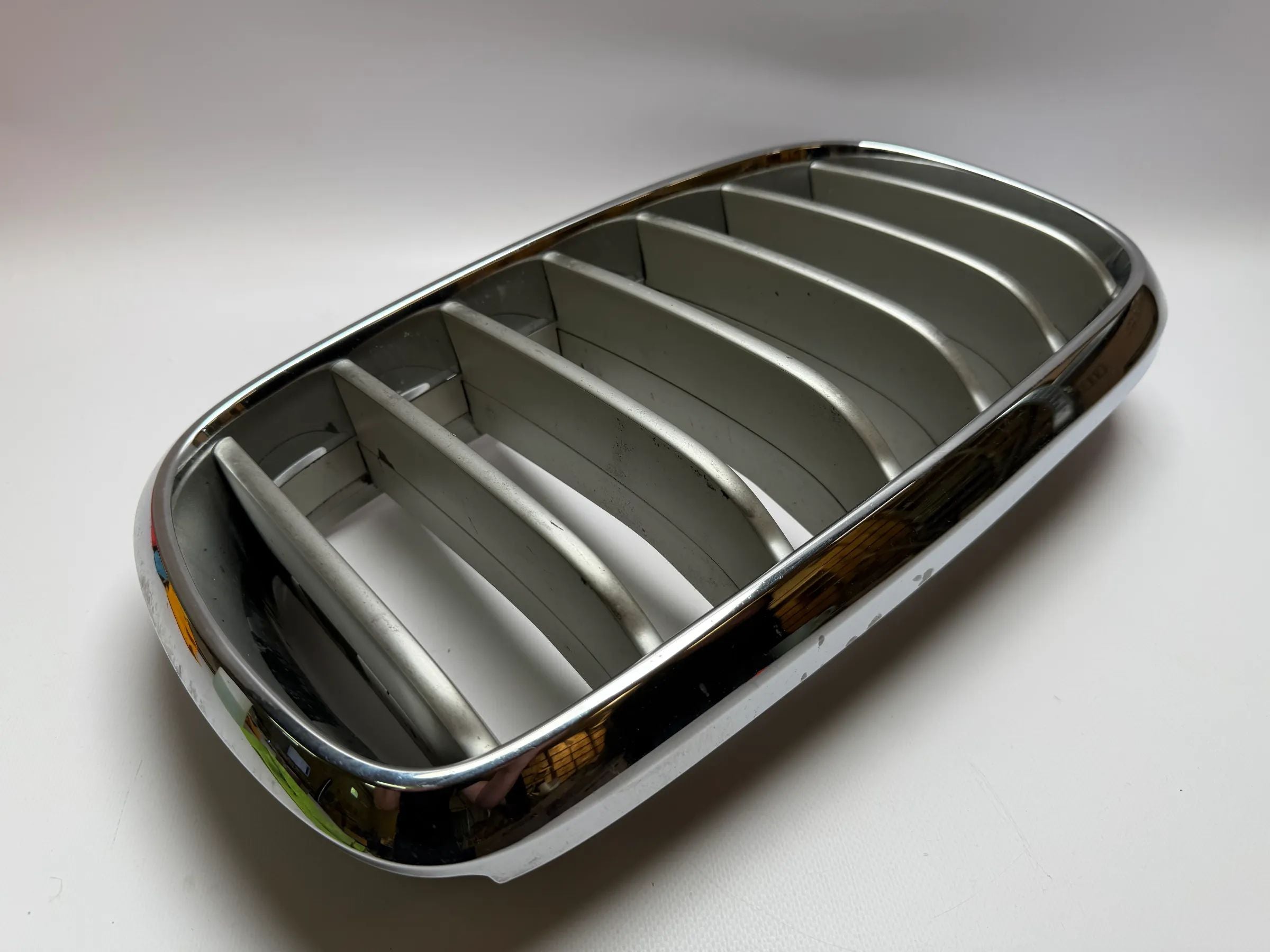 Orijinal BMW X5 F15 F16 Ön Izgara Sağ 7316076