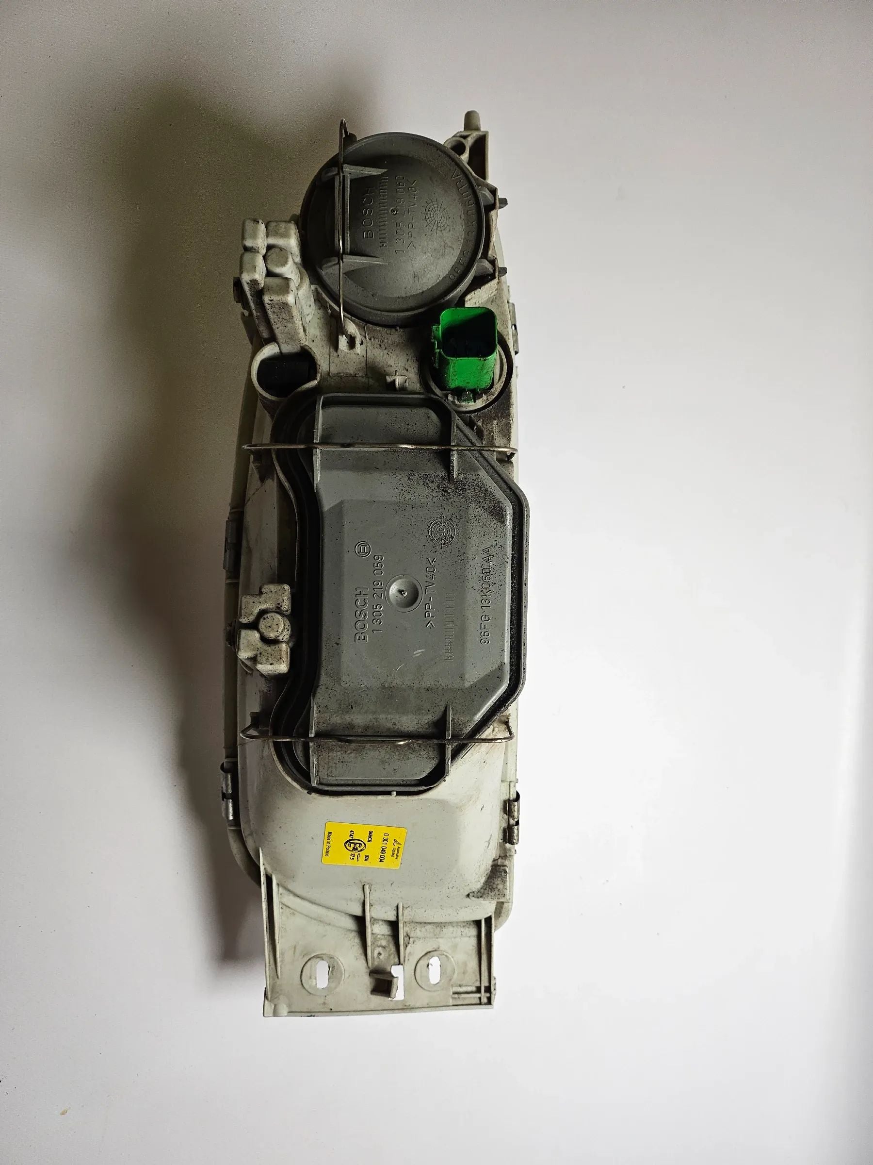 Reflektor Przedni Prawy Ford Fiesta IV 4 96FG13005SAD 0301049004