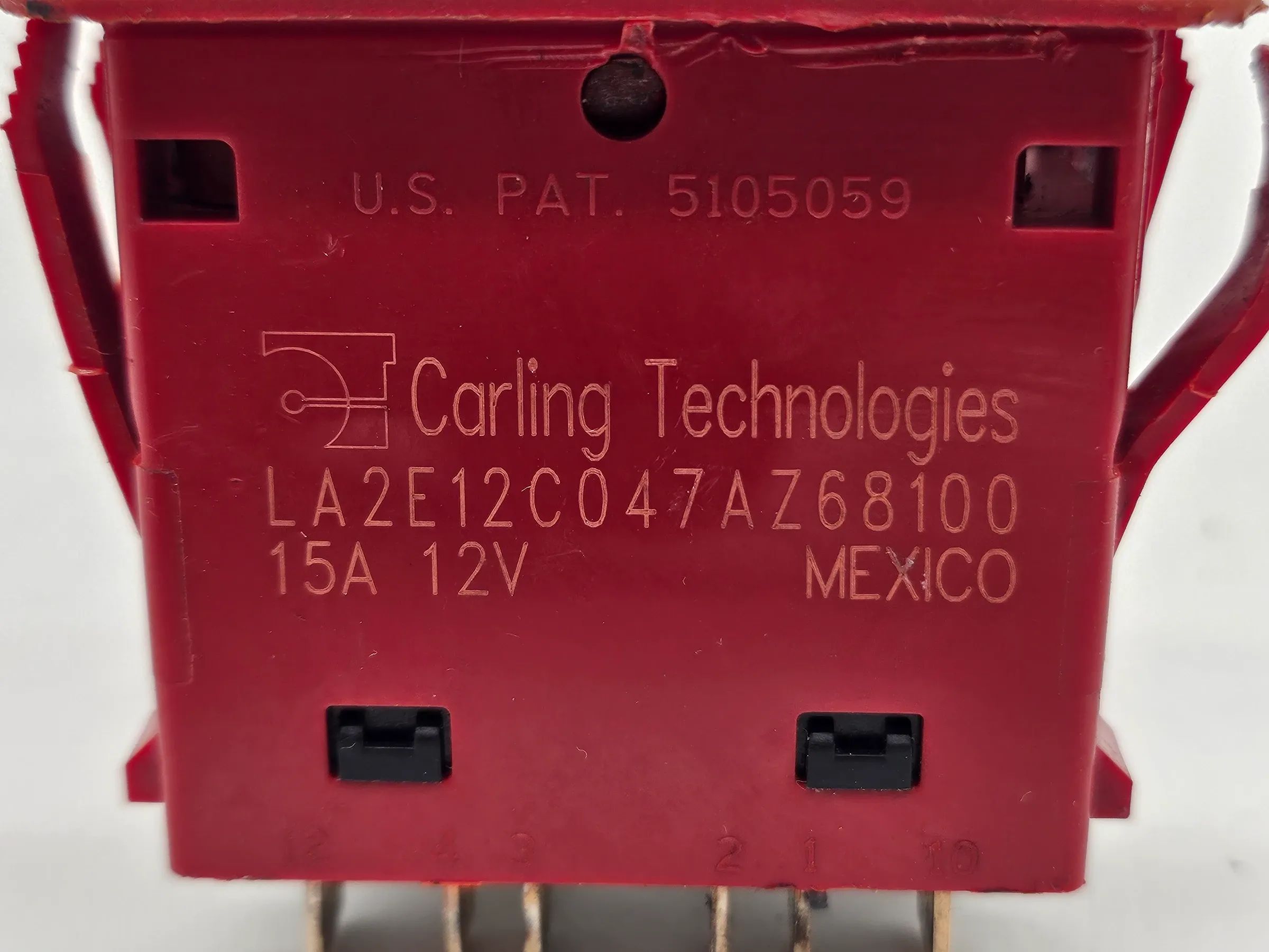 Carling Technologies WARNBLINKスイッチ LA2E12C047AZ68100 中古パーツ