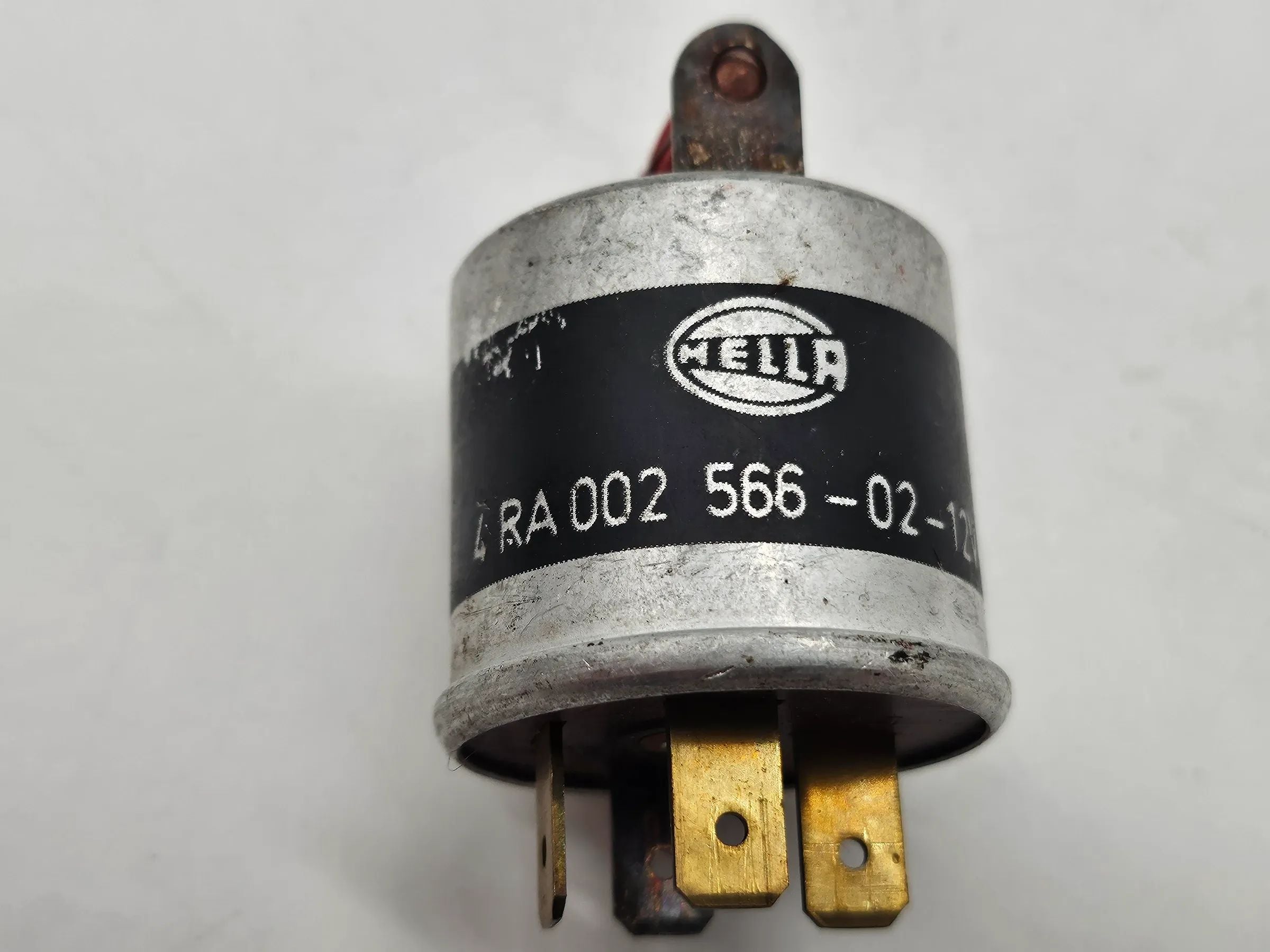 ORIGINAL Hella Relay 4 RA002 566-02-12V Vintage Car Mercedes BMW Jaguar VW 
