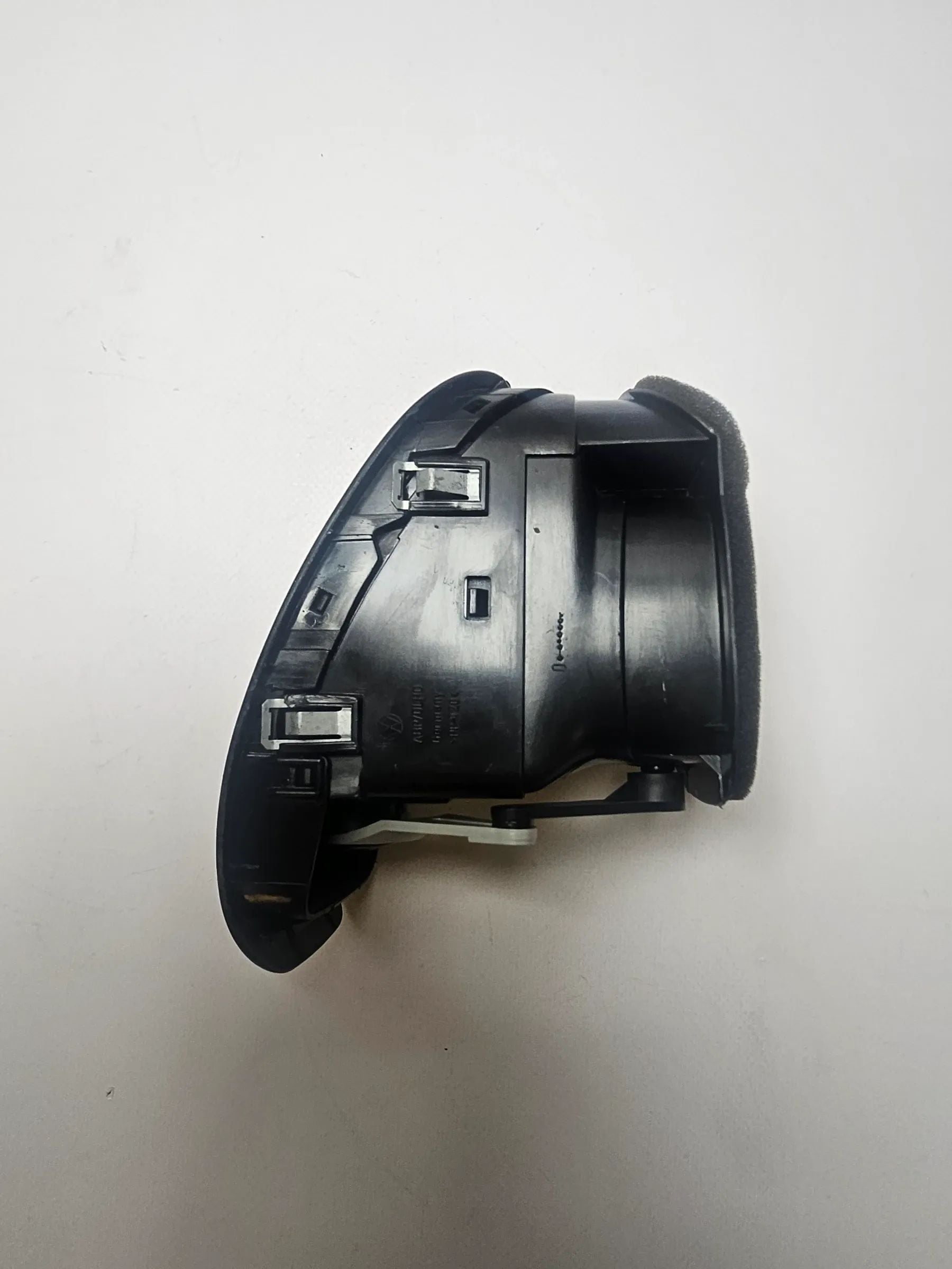 VW LUPO (6X1, 6E1) 1.4 純正エアコンアウトレット 前右 6X1819704A