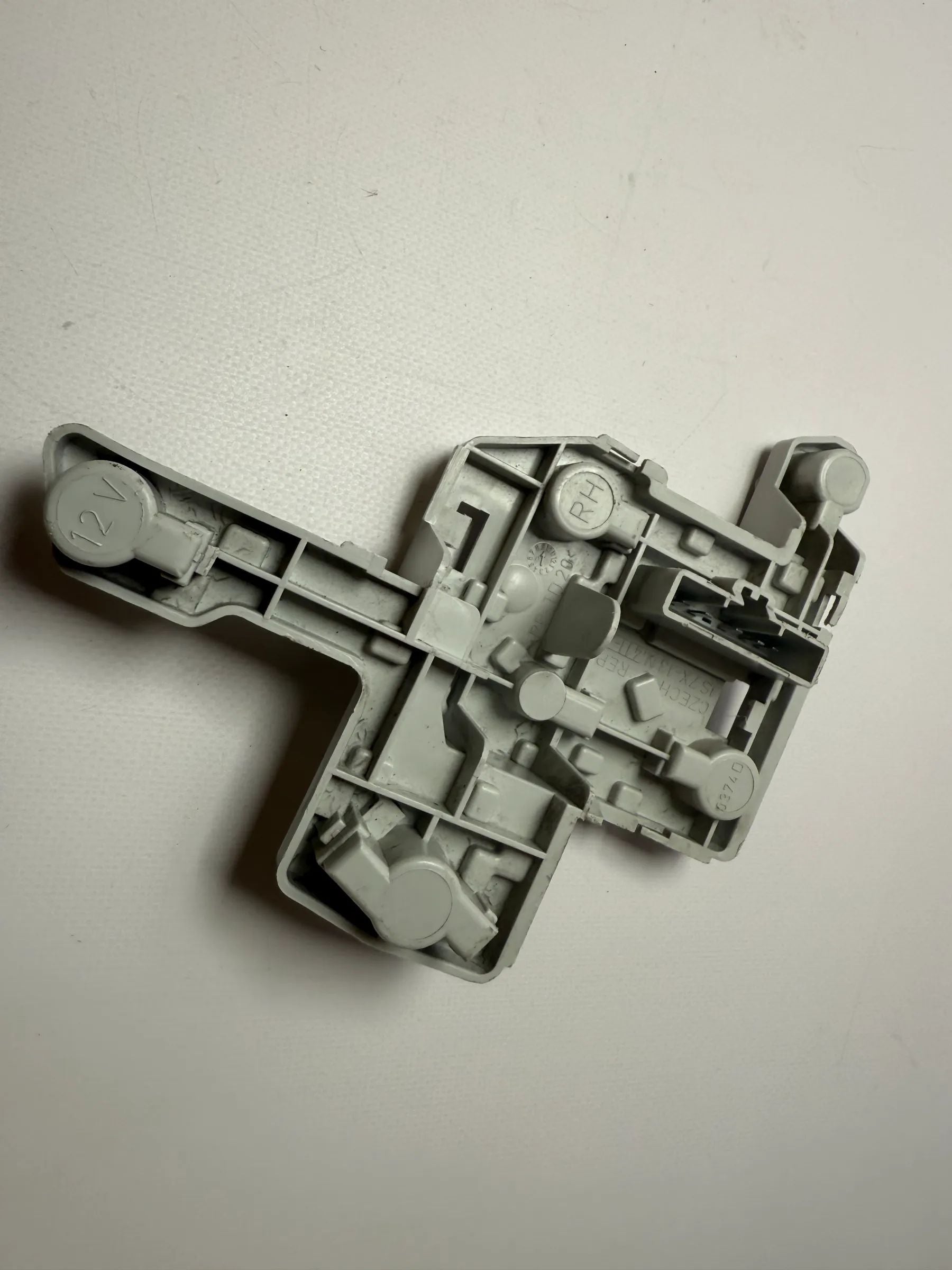 Original Ford Mondeo 1.8 Turnier B5Y/B4Y/BWY Soporte de Lámpara Derecho 1S7X-13N411-A