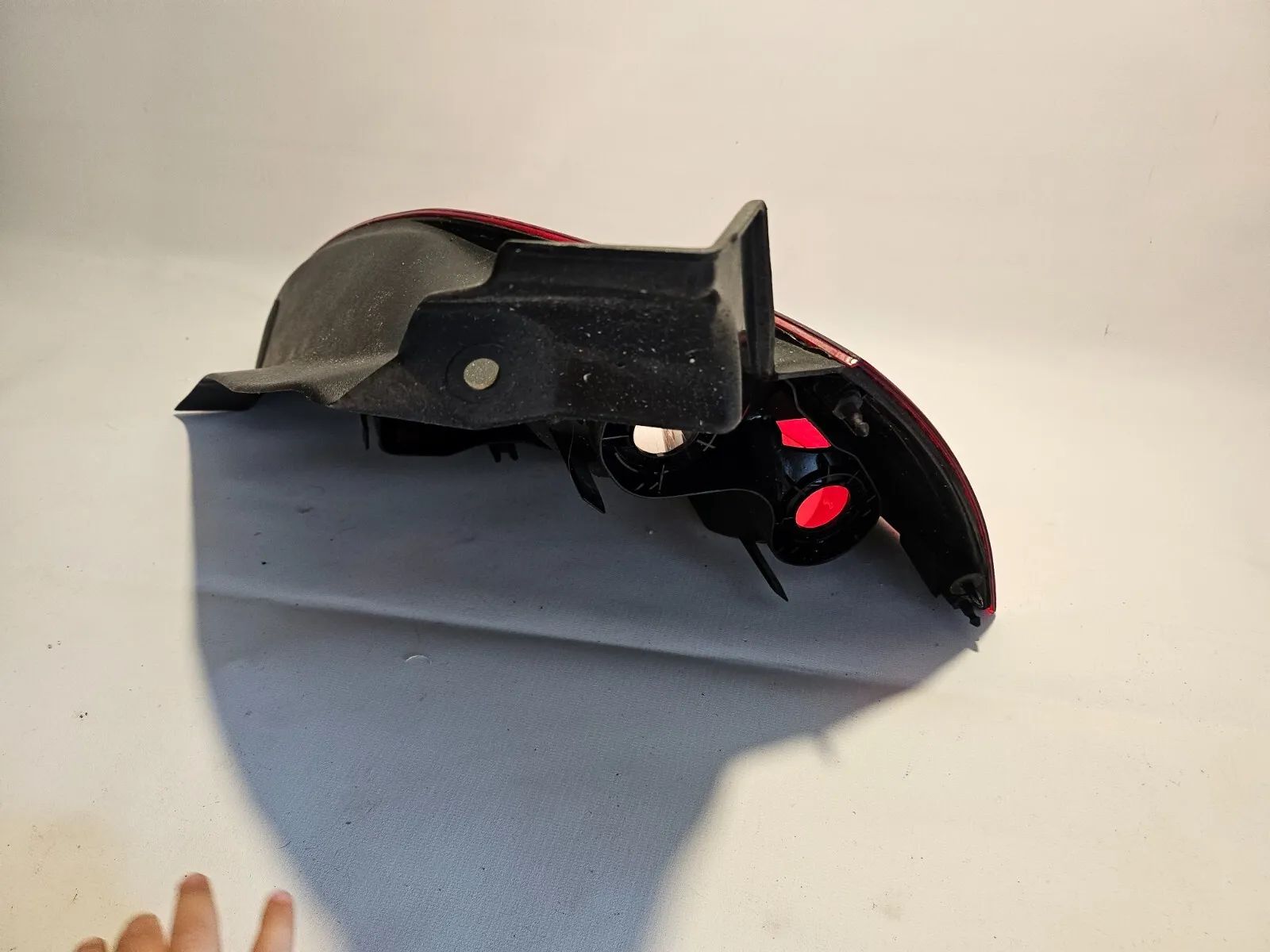 Original Renault Megane 2 VALEO REAR LIGHT LEFT 89398361