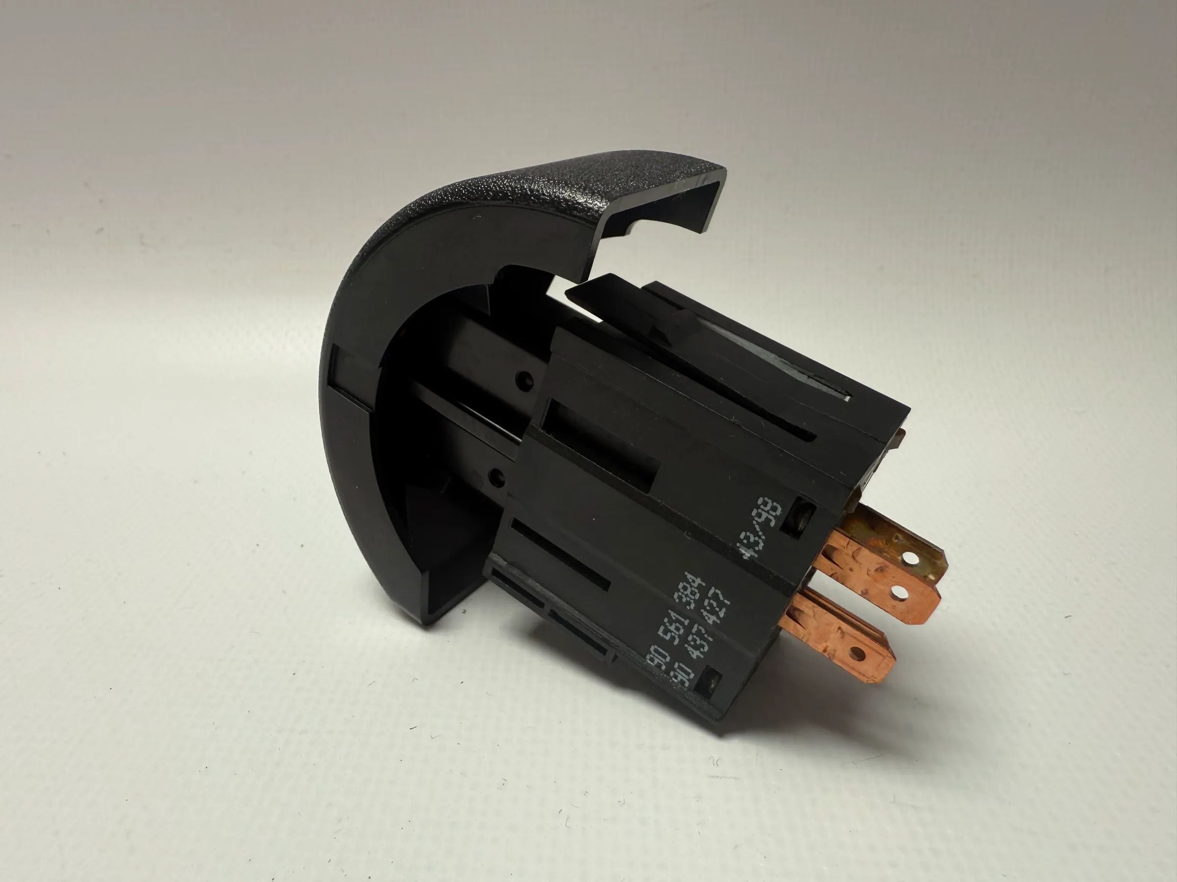 असली Opel Astra G Lüftungsgitter में वार्नब्लिंकशाल्टर 90561384