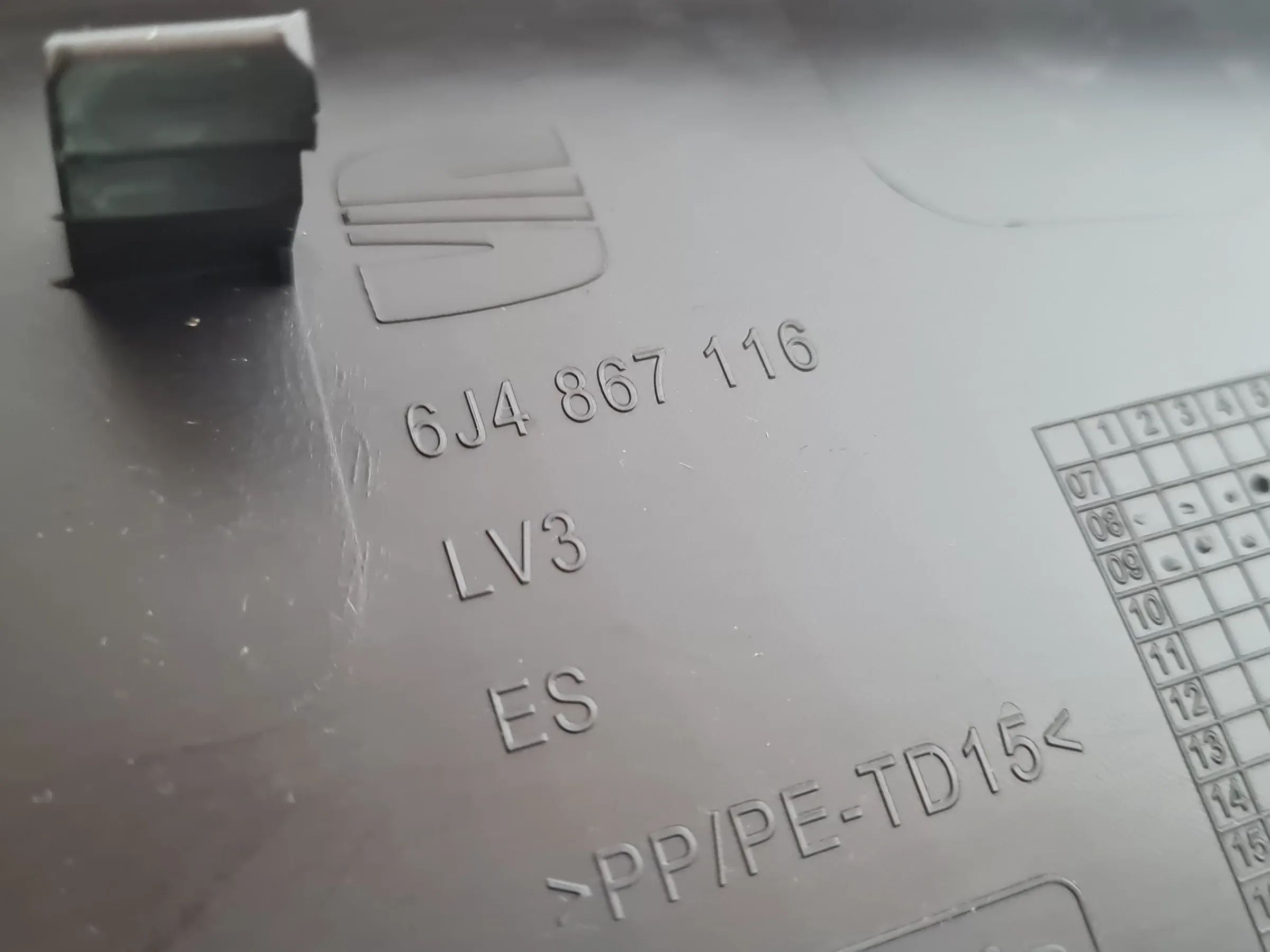 Seat Ibiza IV 6J5/6P1 Armauflage Türverkleidung Rechts Hinten 6J4867116 (Orig)