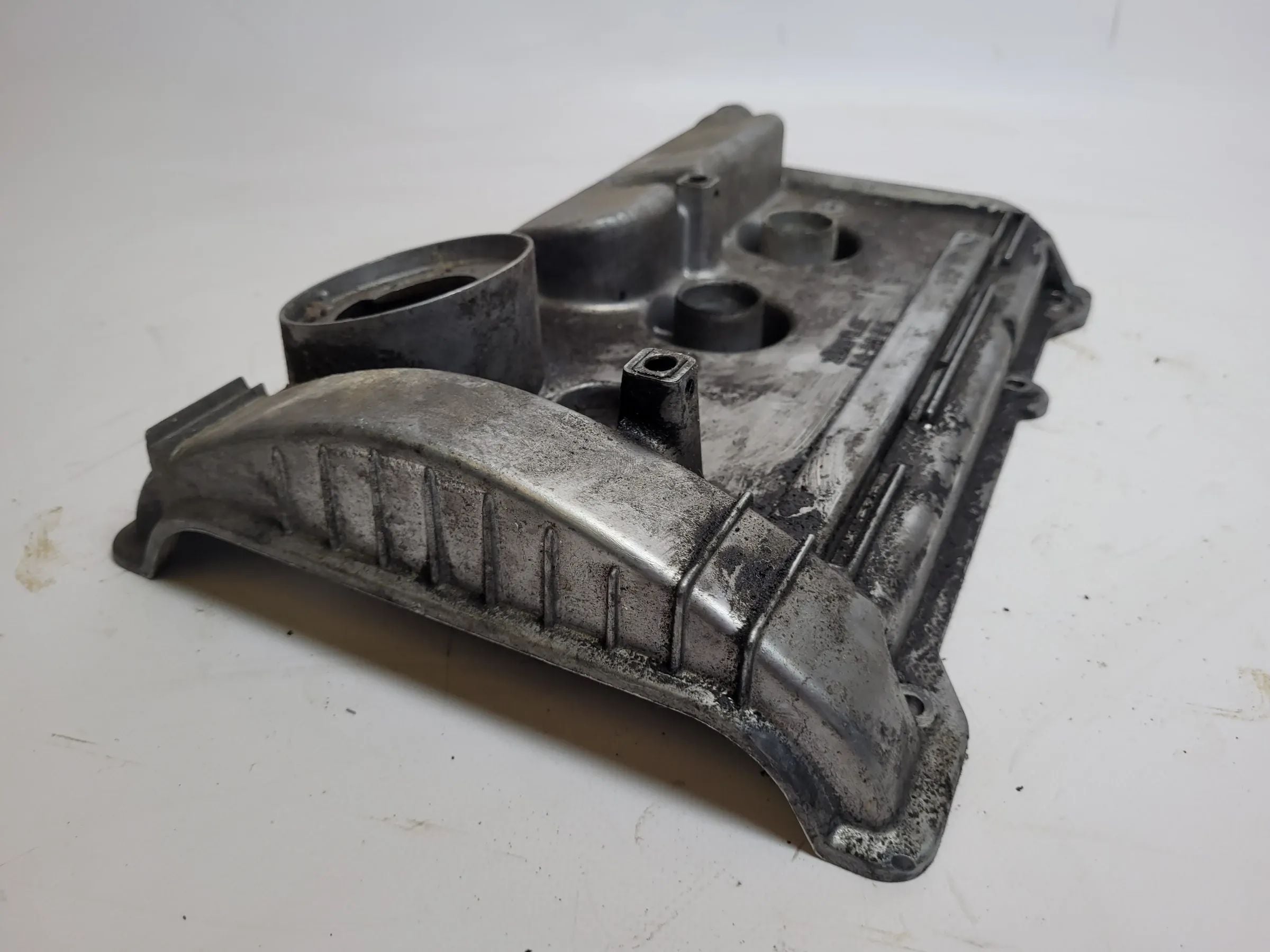 Audi A4/A6 4B/8D 2.4, 121KW Zylinderkopfhaube / Ventildeckel 078103471L Original