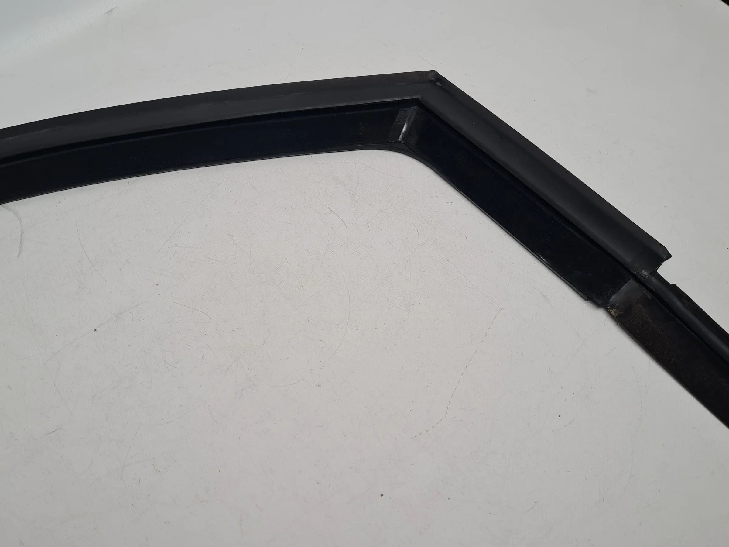 Seat Ibiza IV (6J5/6P1) Fensterführung Leiste Vorne Rechts 6J4837432RD