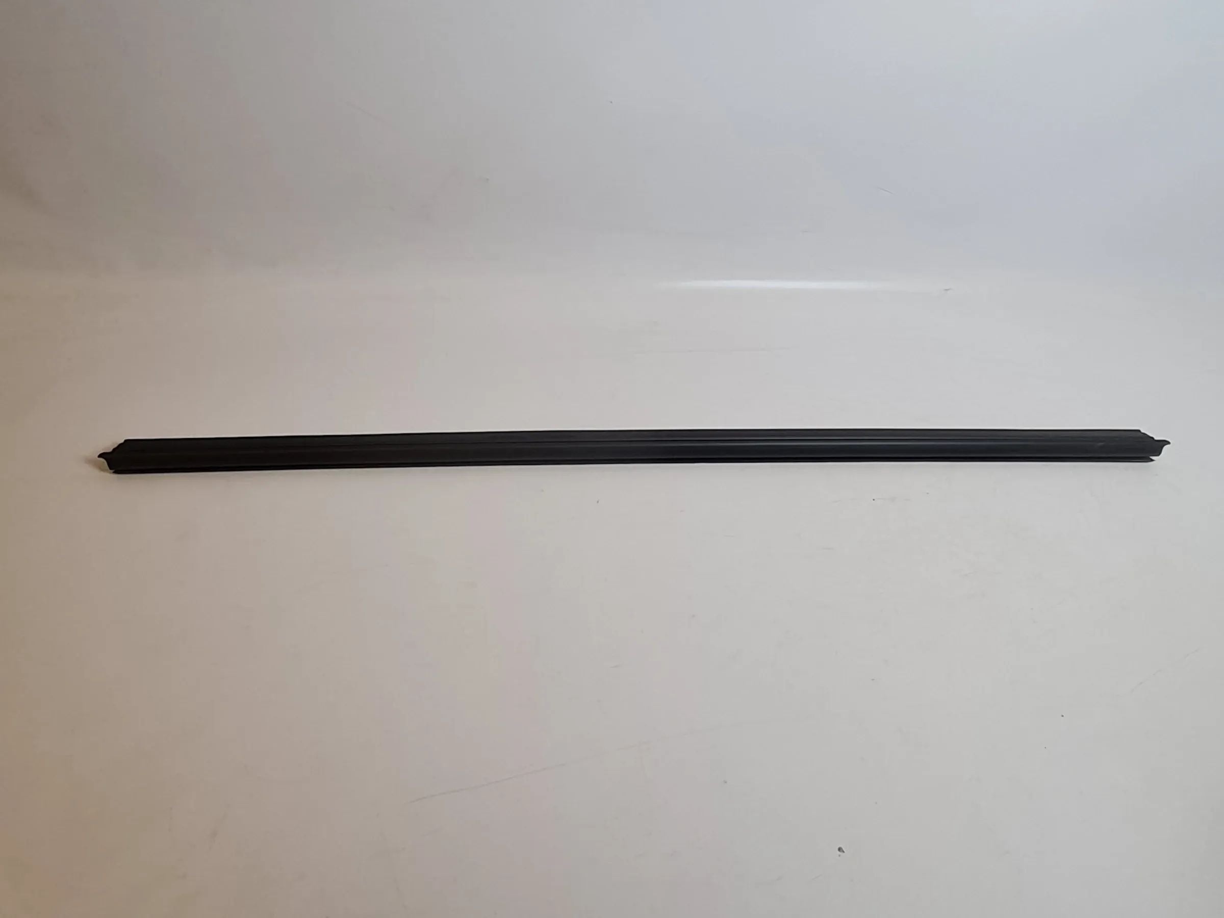Fiat Punto (188) Fensterschachtleiste Vorne L/R (2 Türer)