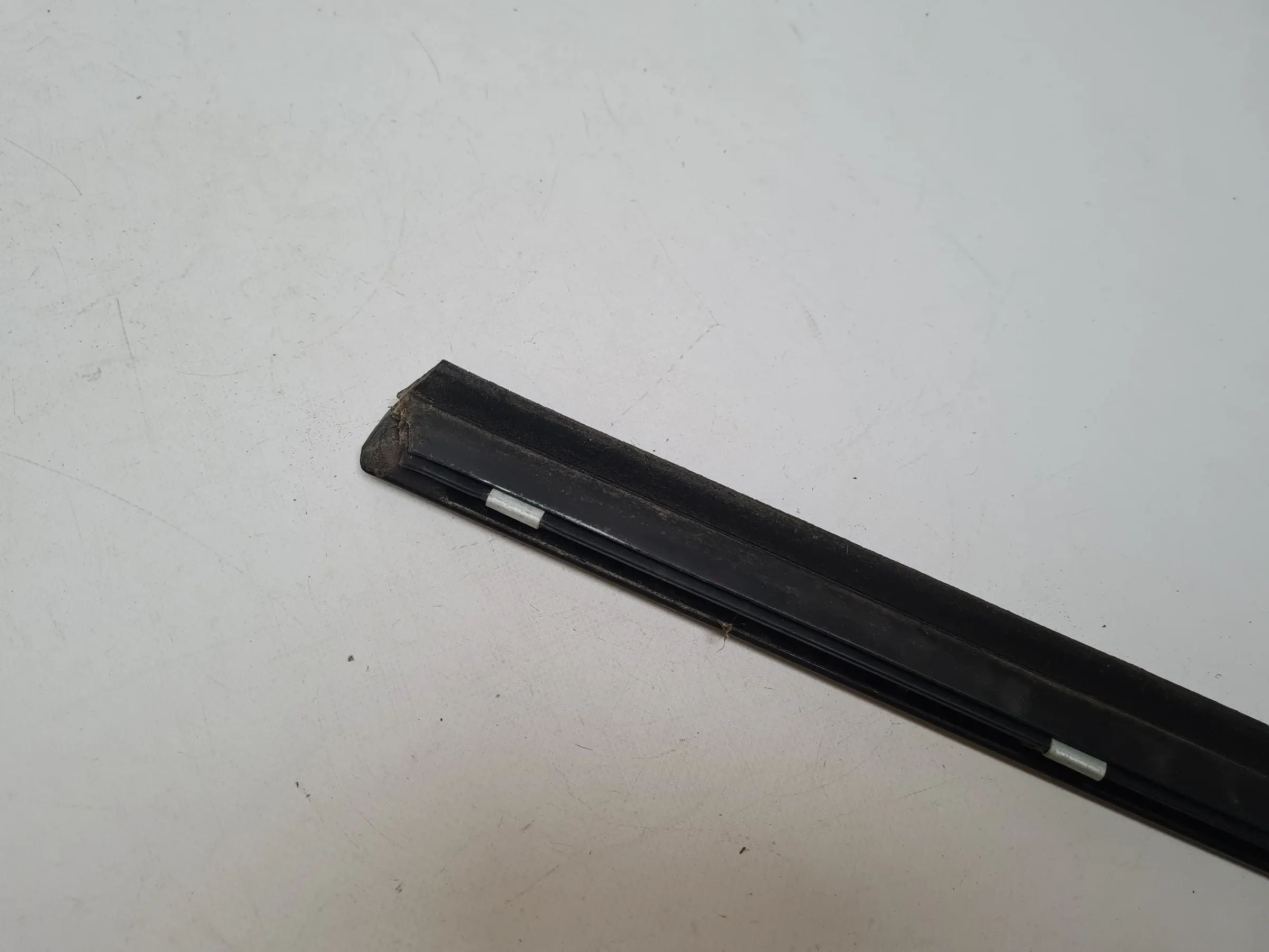 Original Mercedes C-Klasse (CL203) Einstiegsleiste Rechts Schwarz A2036903280