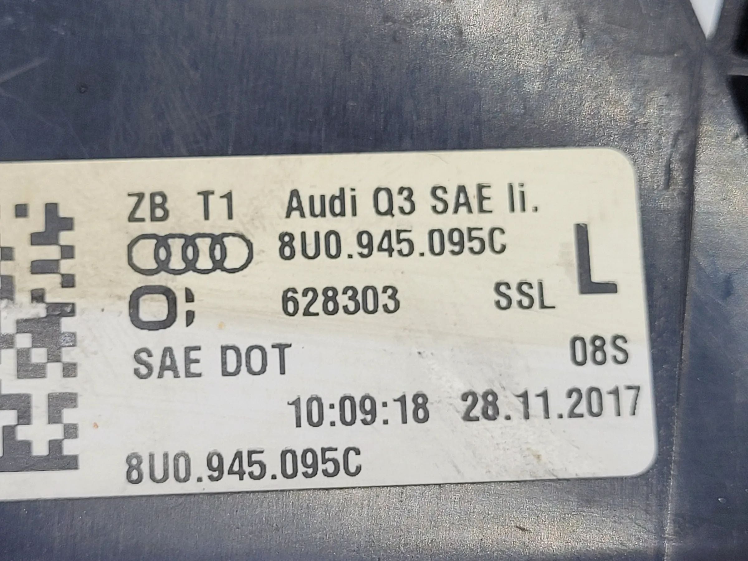 Original Audi Q3 (8UB/8UG) Rückleuchte/Rücklicht Links 8U0945096C