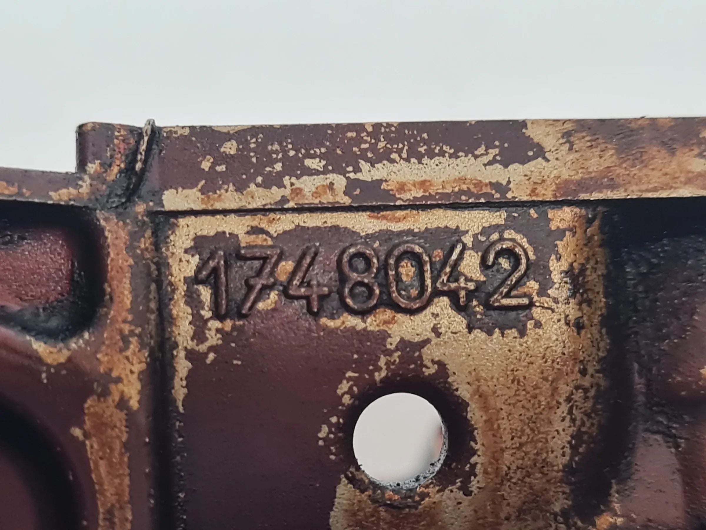 BMW X5 E53 M54B30 Nockenwellenlager Lagerschale Lagerblock Einlass 1748042 Orig.