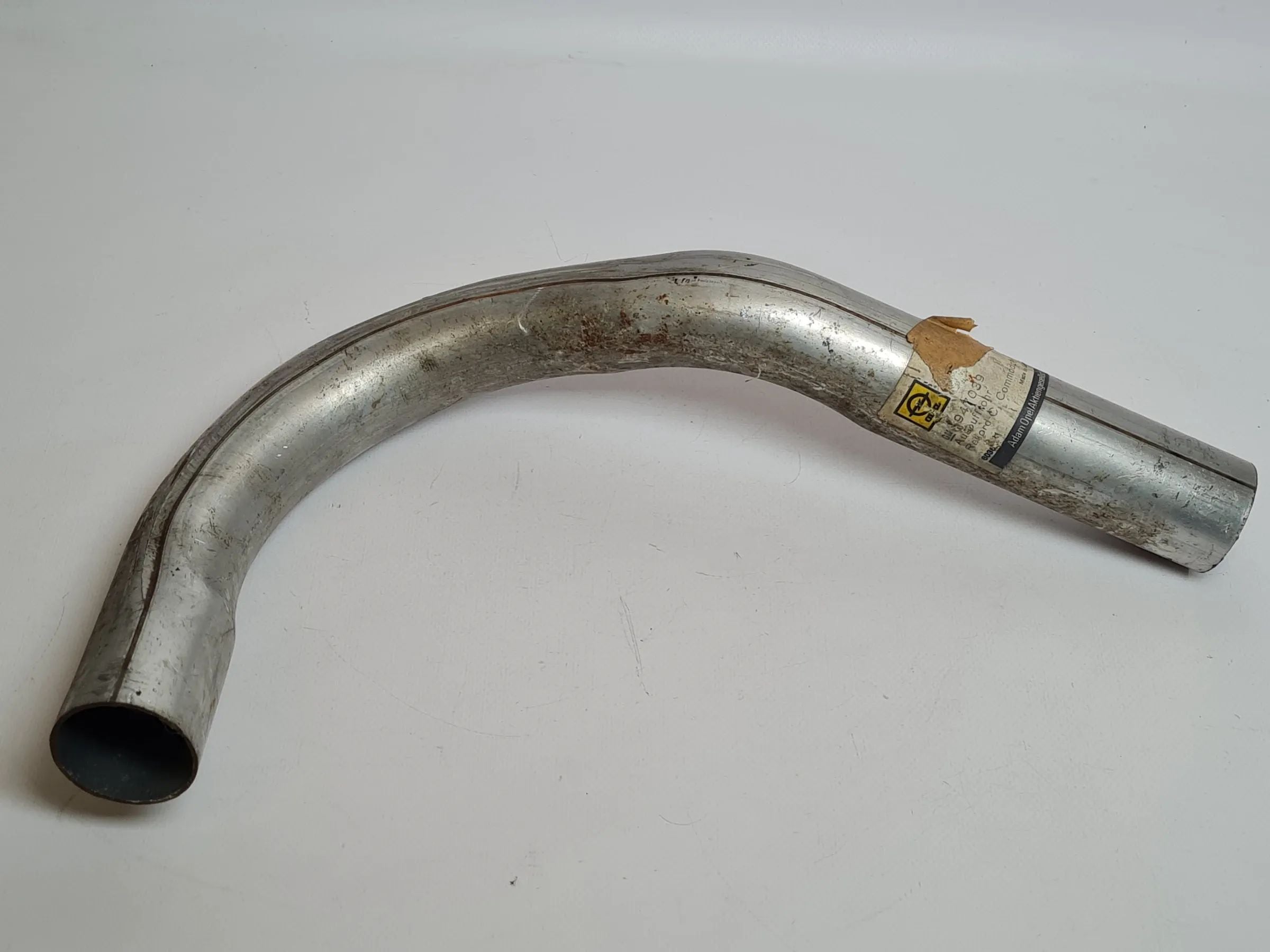 Opel Rekord C / Commodore A 2.5L Auspuffrohr Zwischenrohr 854486 (Original)