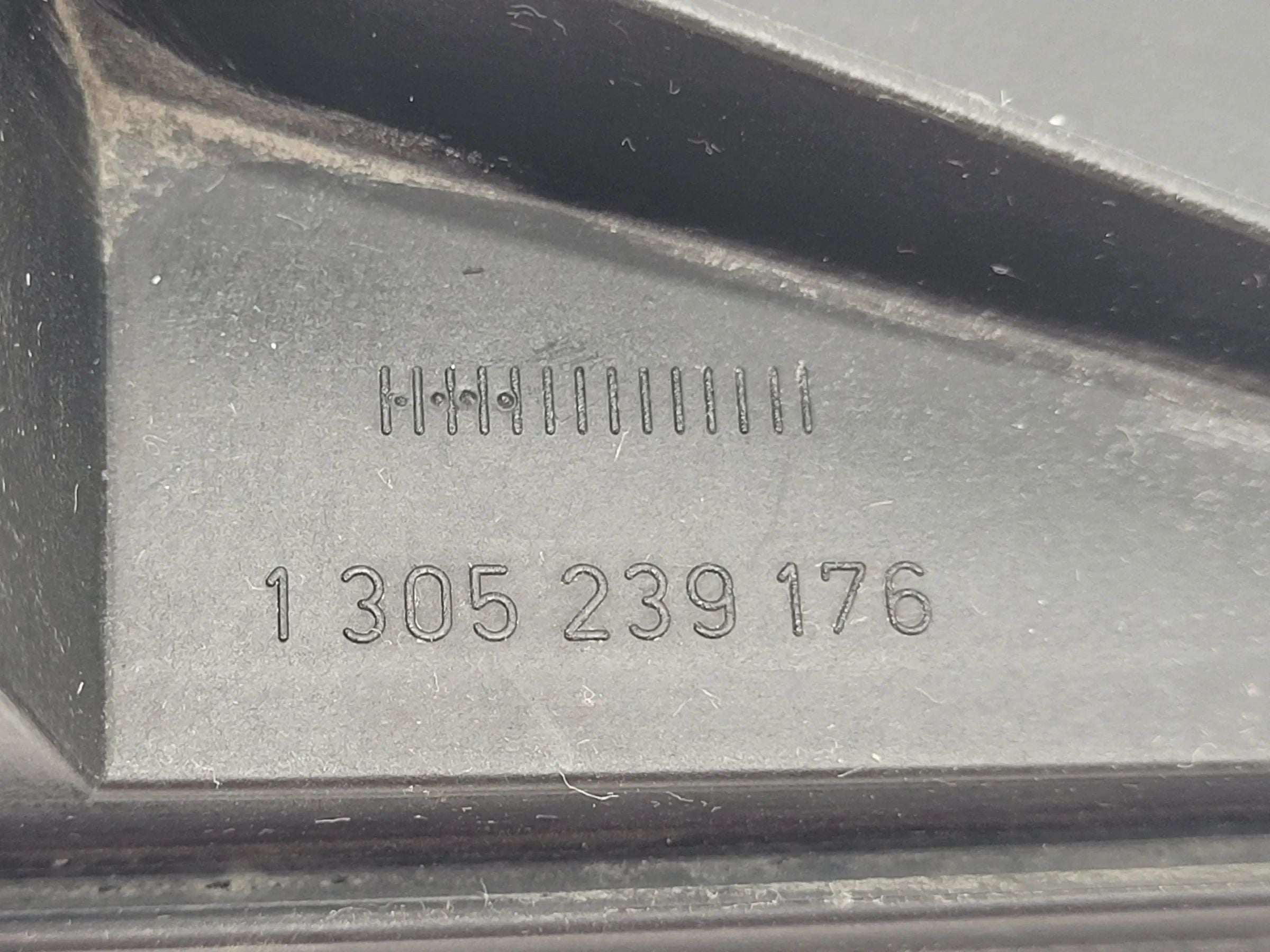 Ford Mondeo III 3 BW/B4/B5 Scheinwerfer Kappe Deckel Links 1305239176