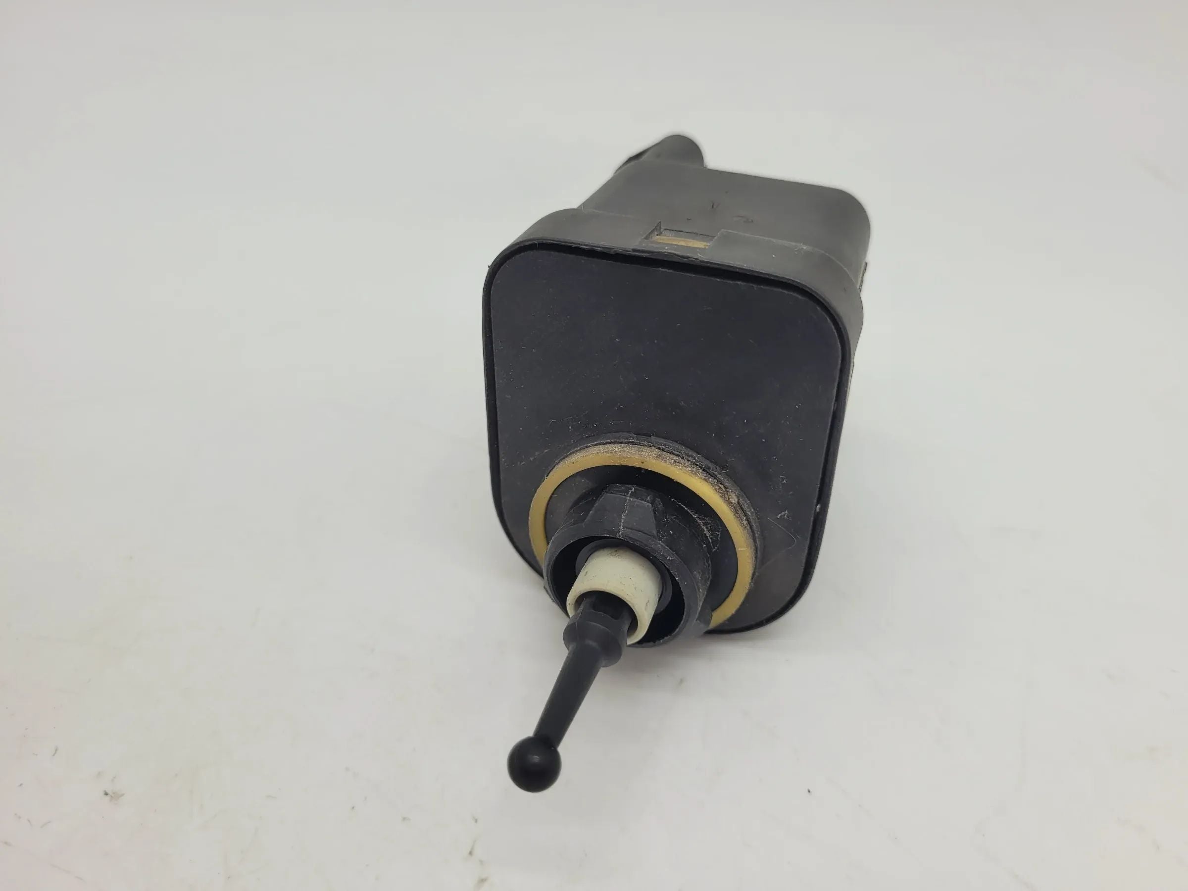 Opel Tigra A S93 Scheinwerfer Stellmotor LWR L/R (90511129/30) (Original)