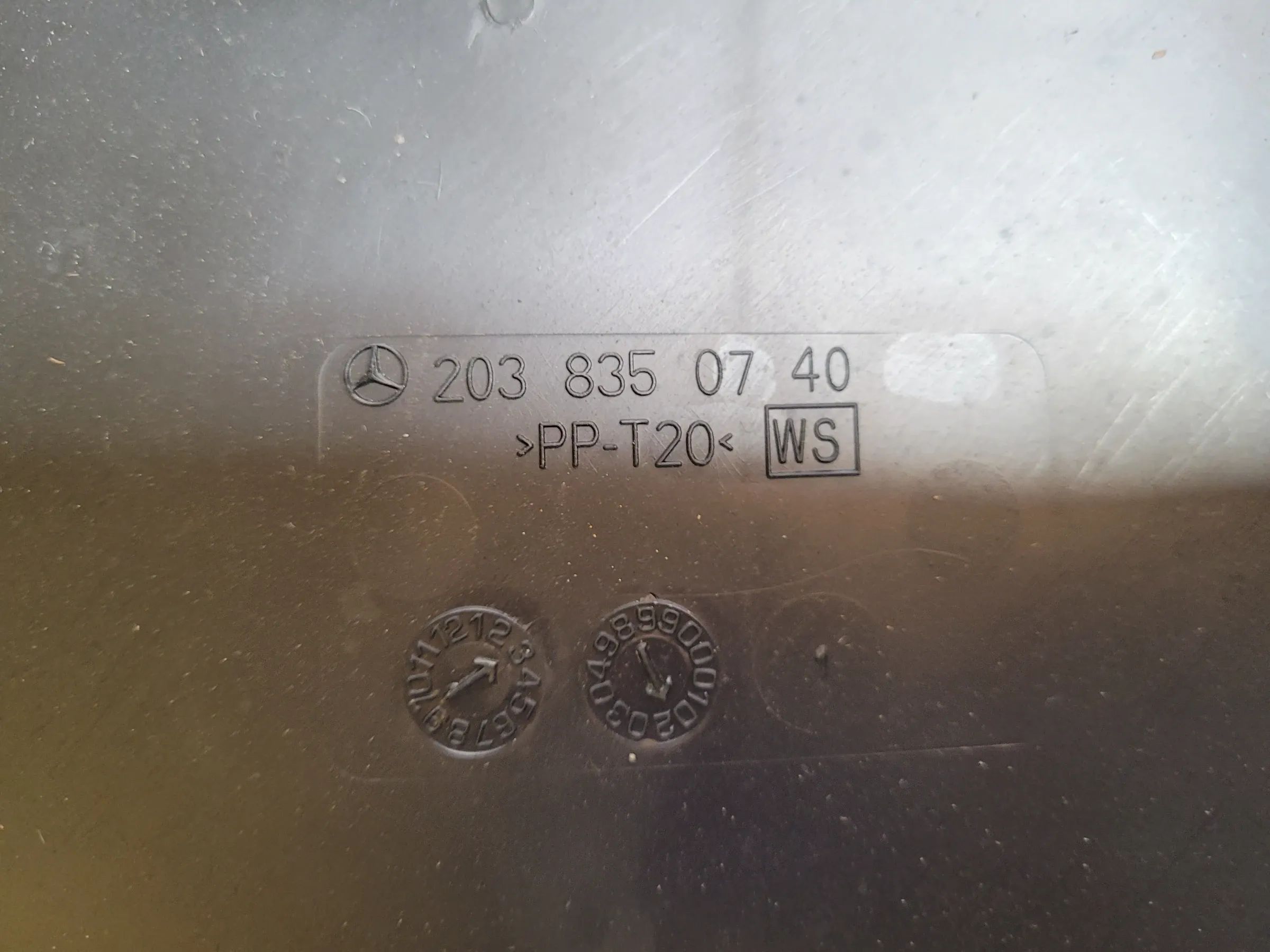Mercedes C-Klasse (W203) Luftfiltergehäuse Pollenfilter A2038170921 Original