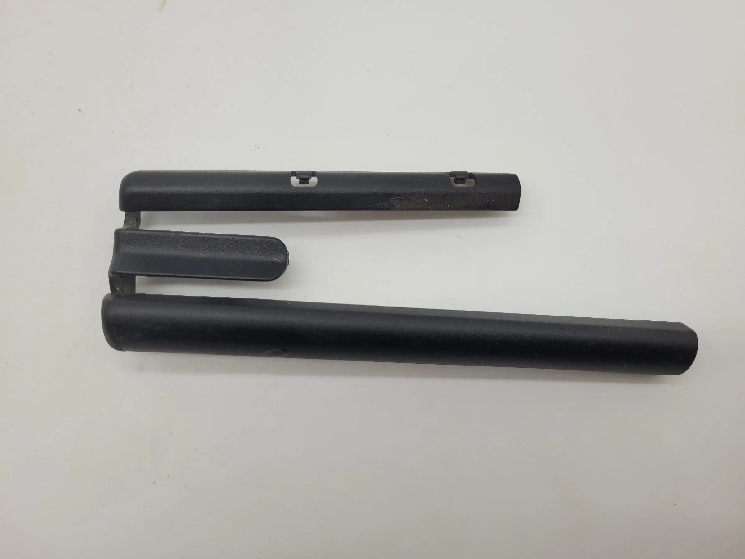 BMW 7er E38 Abdeckung Sitzschiene Links Vorne 52.10-8207205 Original