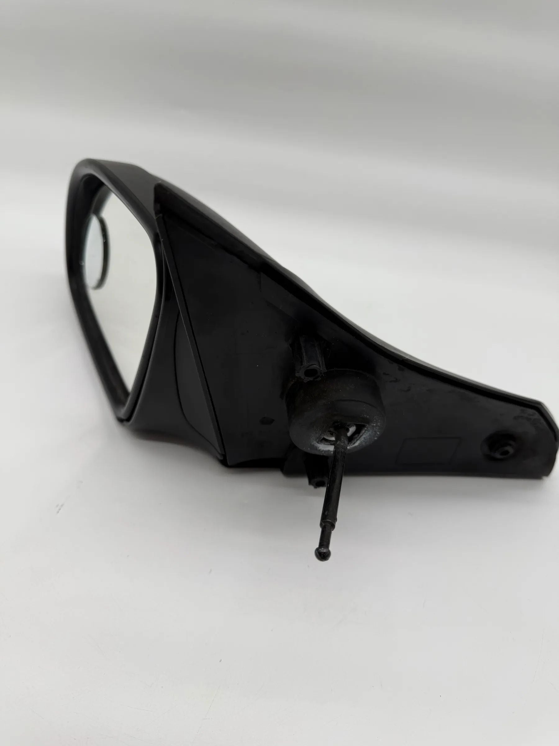 Specchietto esterno Opel Corsa B (S93) meccanico sinistro nero 008062349