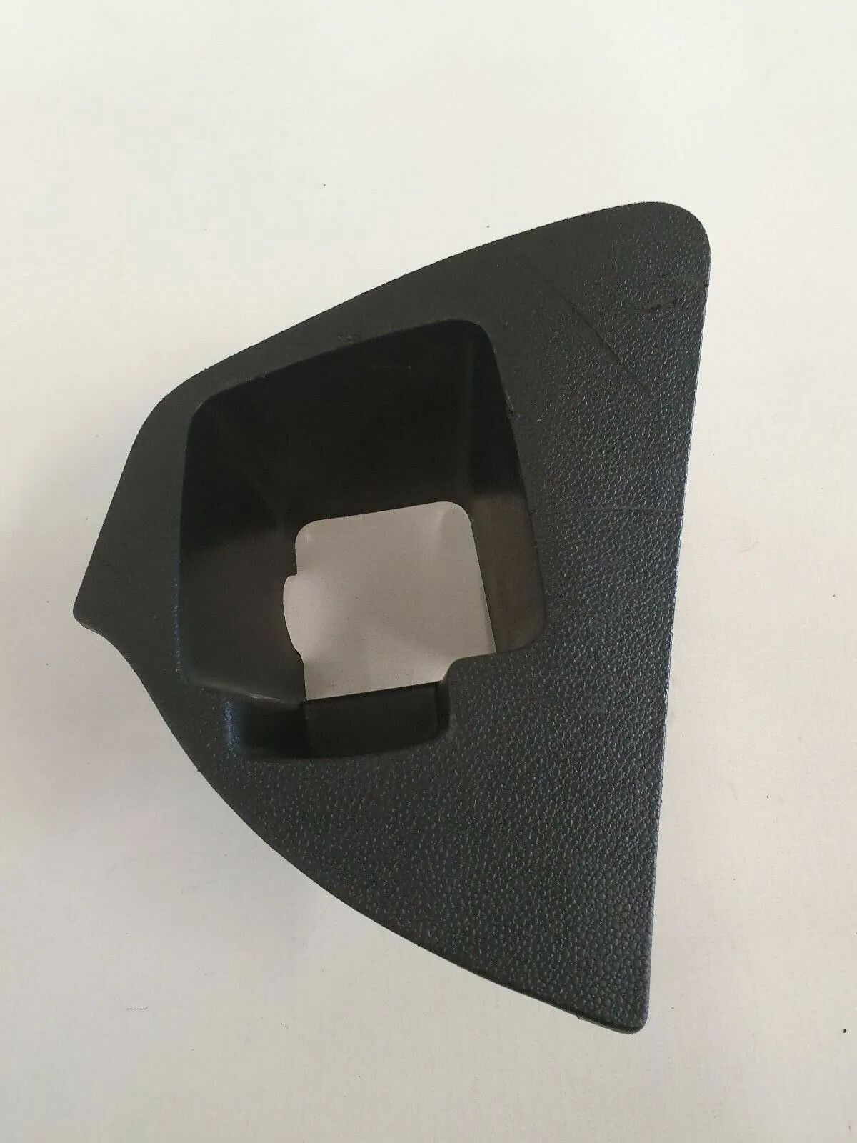 Оригинальная обшивка багажника Opel Зафира B крышка грузового отсека 13131326