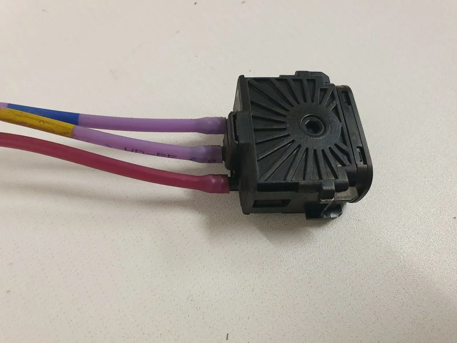 असली Mercedes A-Klasse W168 Höhenregulierung Schalter 1685450191 K18