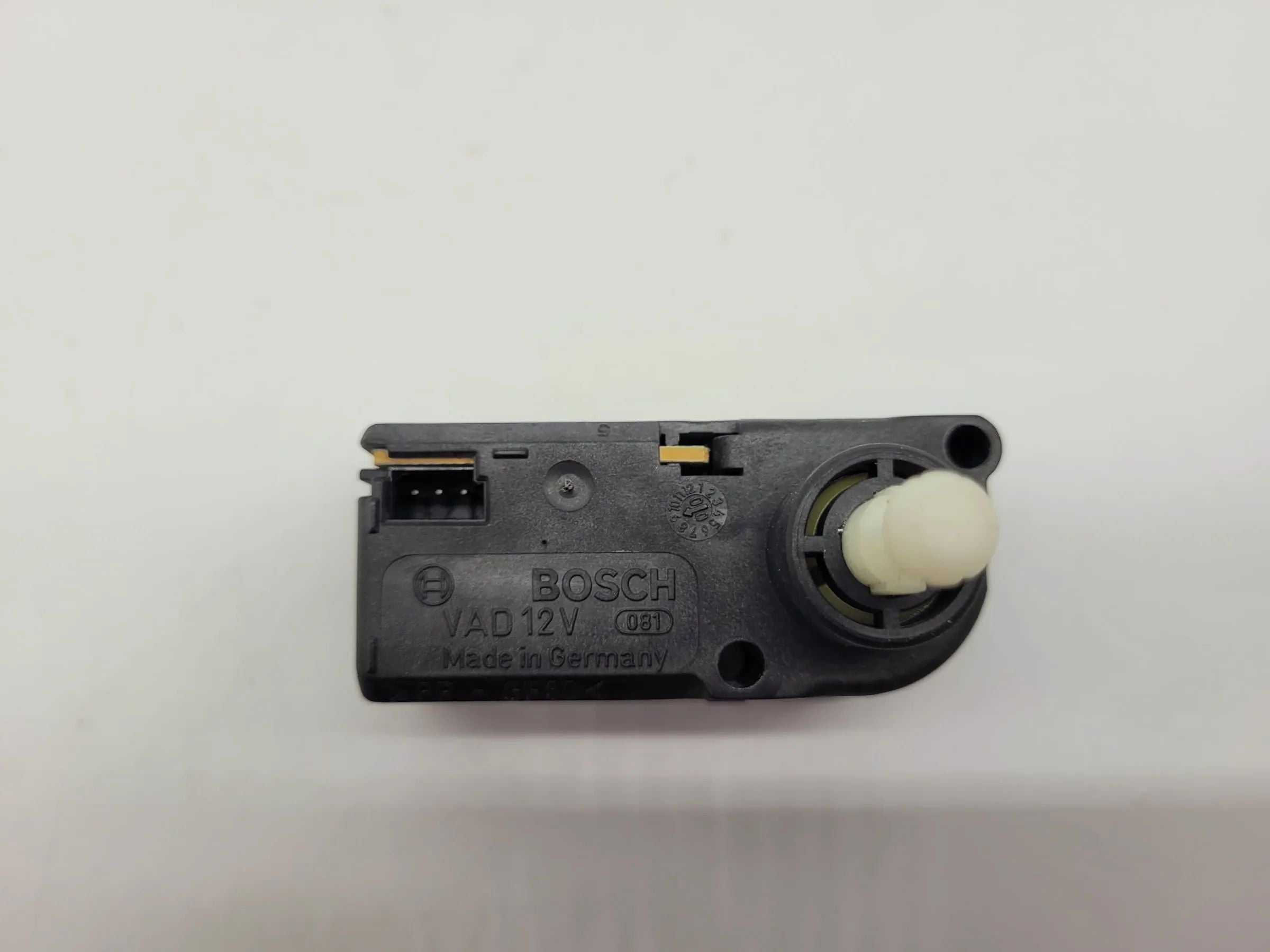 VW New Beetle (1C1/9C1) Scheinwerfer LWR Stellmotor 1J0941295A