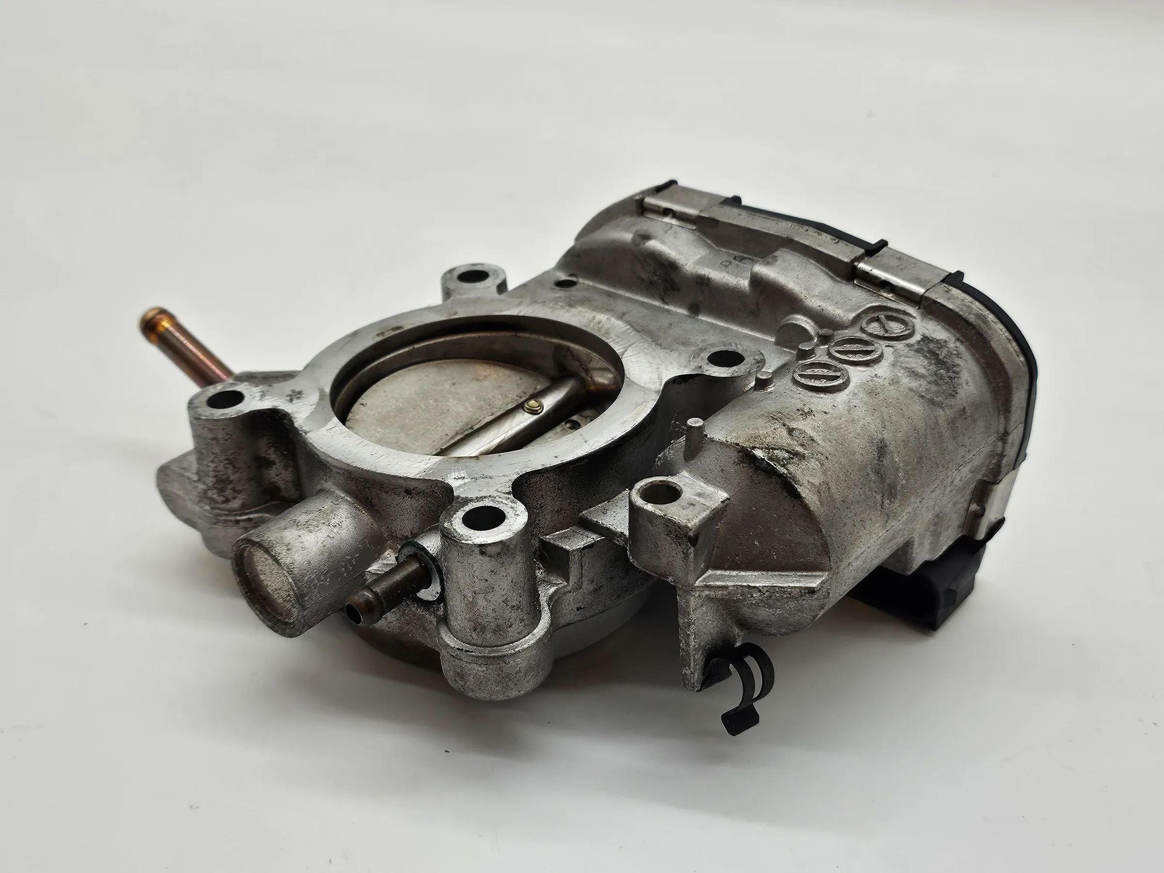 Original Mercedes W203  2,0 Benzin  Drosselklappe  A1111410225 Bosch 0280750067