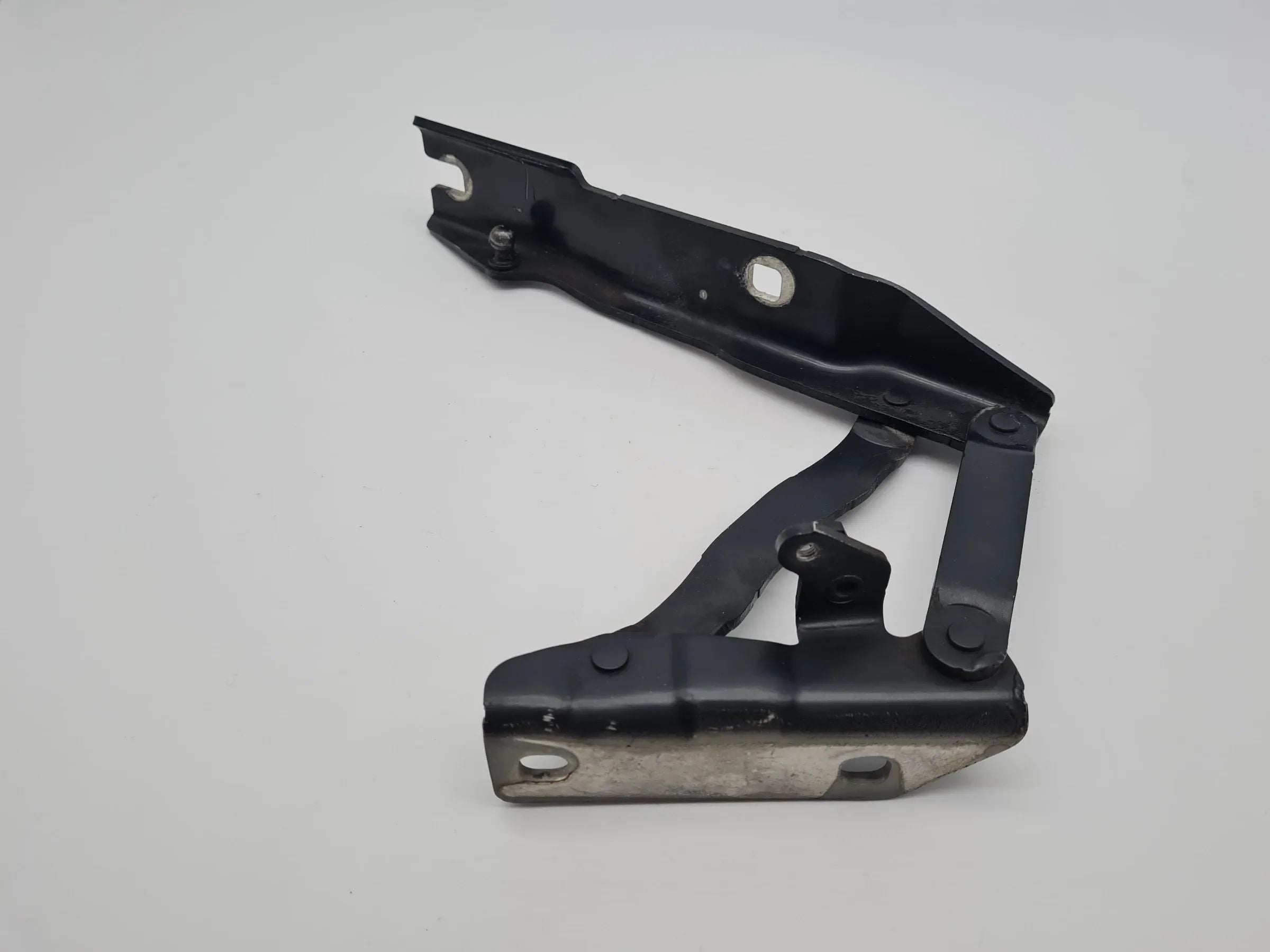 Original BMW 5er (E60/E61) Scharnier Motorhaube Vorne Rechts 41.61-7 008 728