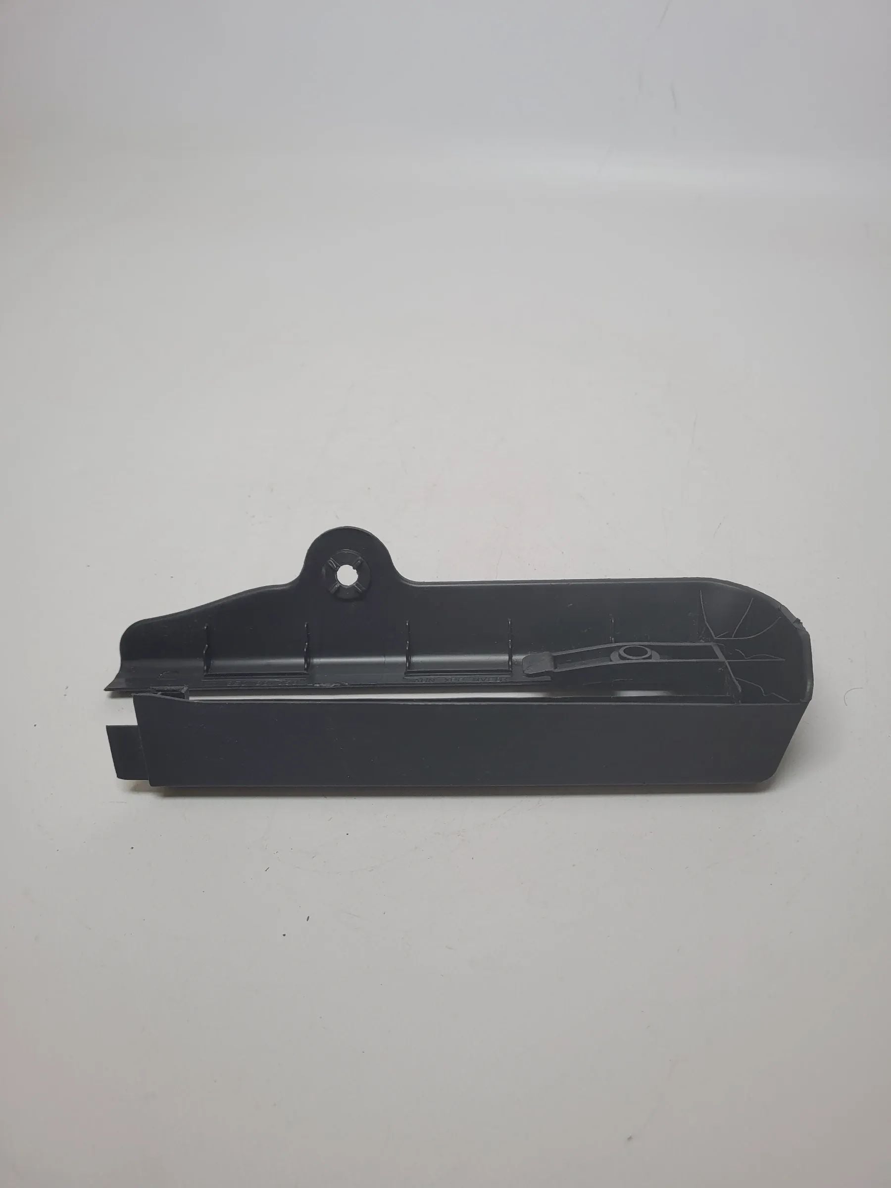 Original Audi A4 (8E/B6/B7) Verkleidung Sitz-Führungsschiene 8e0881350