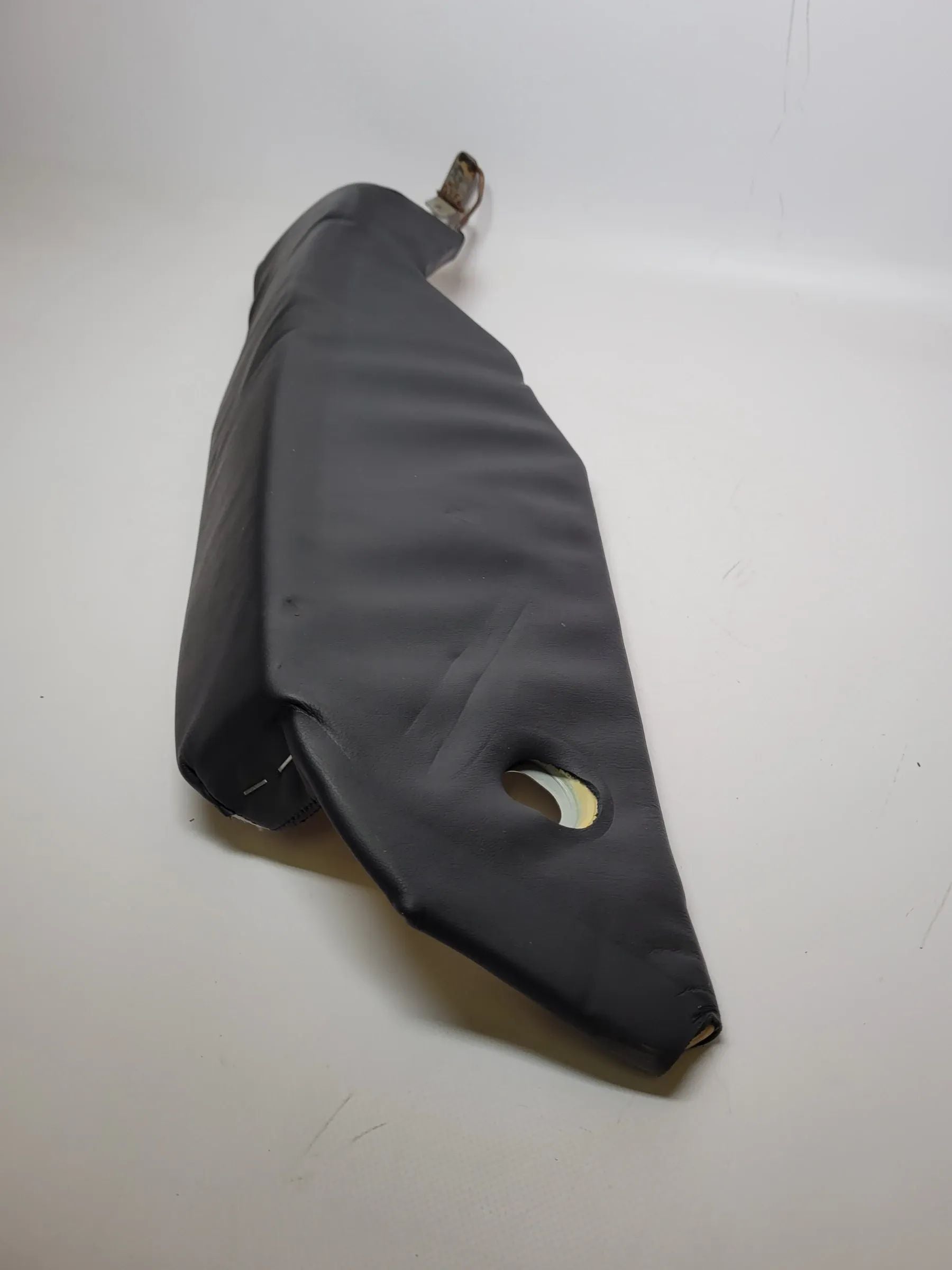 Original Audi A4 Avant (8E/B6/B7) Seitenverkleidung Rücksitzbank Links 8E5885703