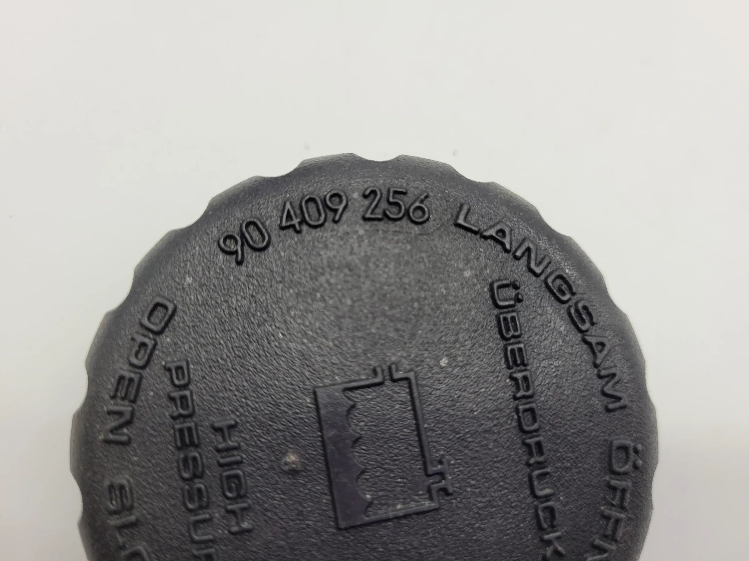 原厂欧宝Omega Tigra Zafira等车型冷却液储液罐盖，90409256