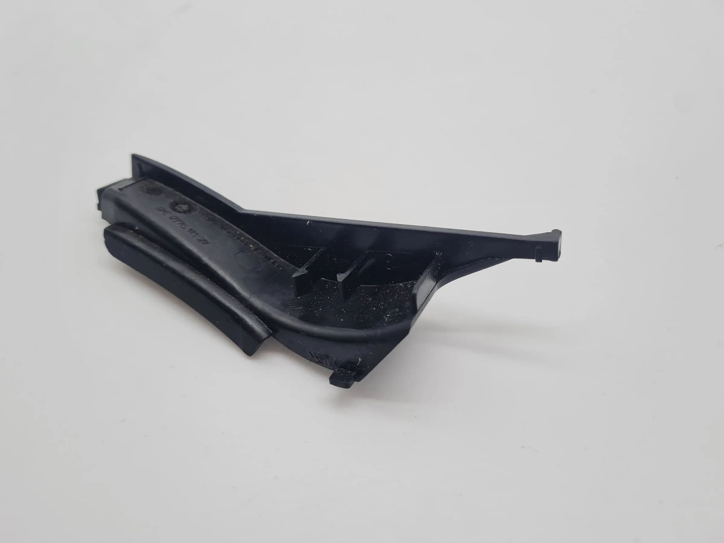 Original Mercedes-Benz C-Klasse Mittelkonsole Abdeckung Blende Links A2036830508