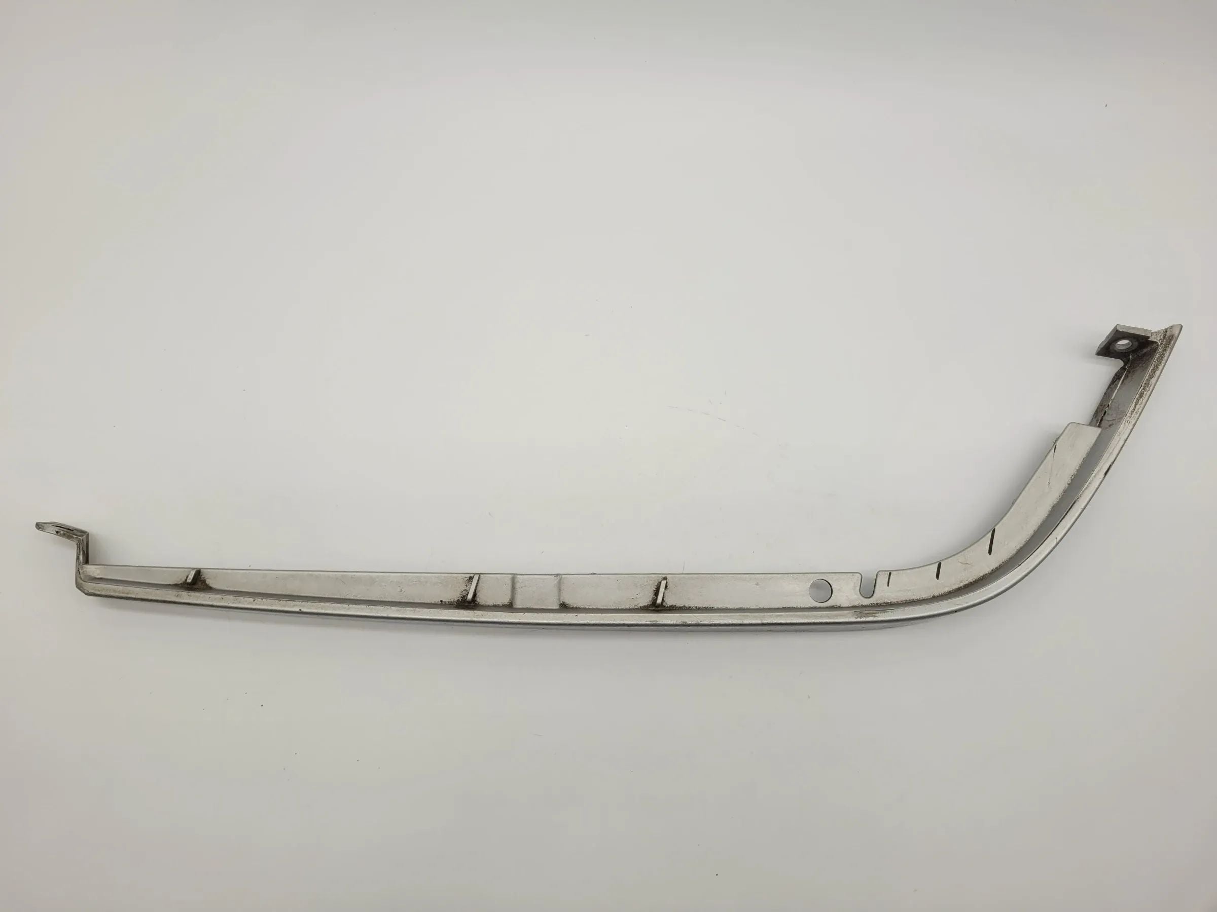 Original Mercedes-Benz C-Klasse (W202) Scheinwerfer Leiste/Blende L. A2028260577