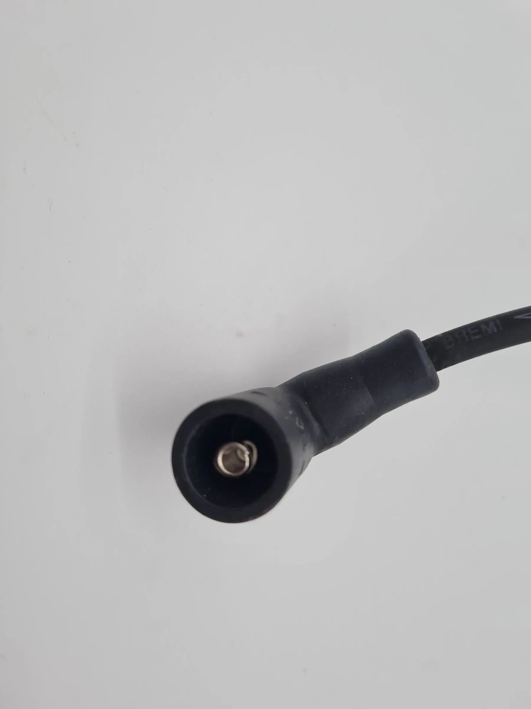 Original Audi A4/A6 VW Passat Zündkabel Zylinder 4 06A035255A / 13299/5