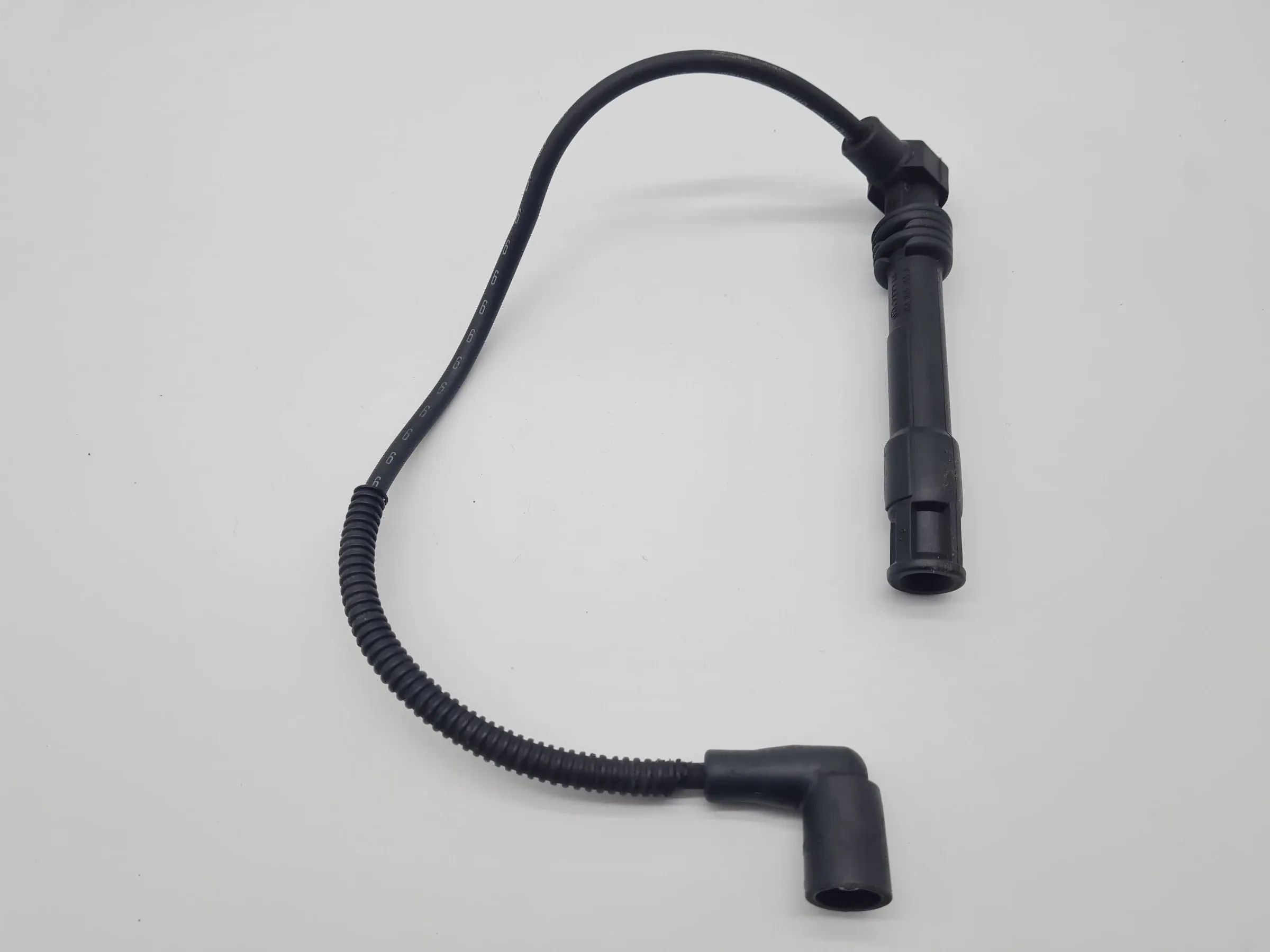 Original Audi A4/A6 VW Passat Zündkabel Zylinder 6 06A035255A / 13299/5