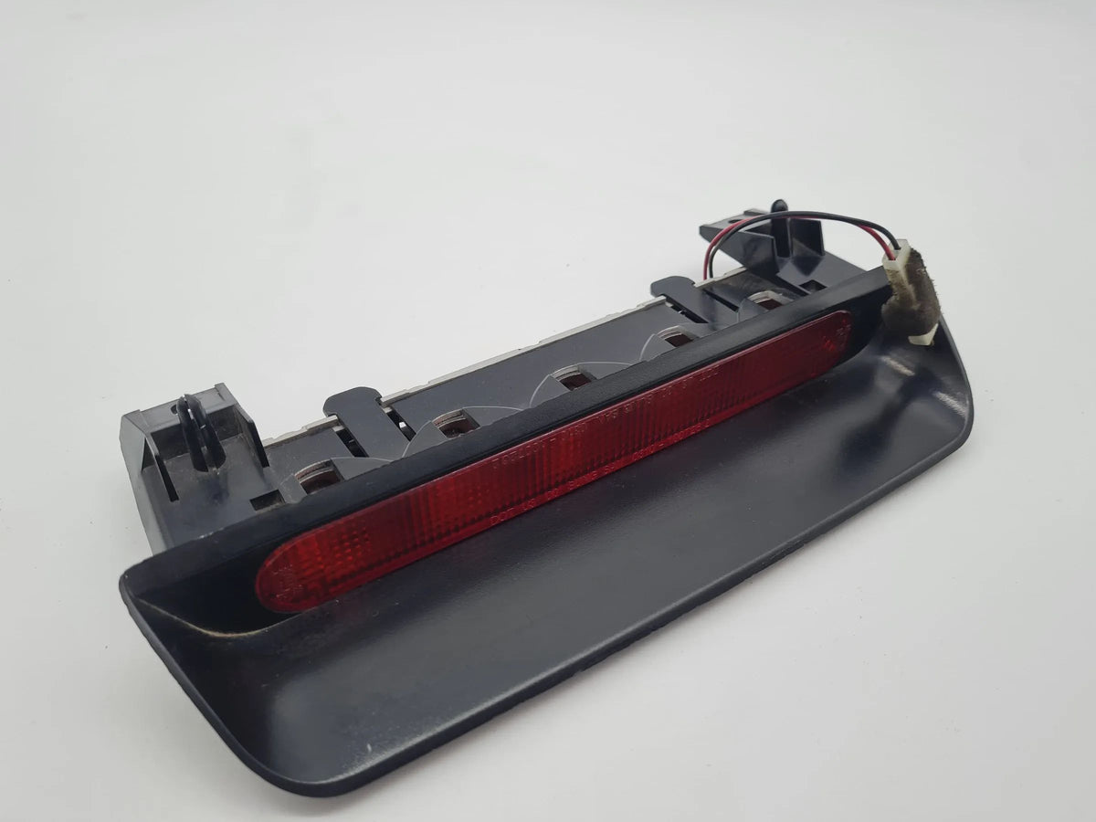 Original Daewoo / Chevrolet Rezzo (U100) Dritte Bremsleuchten 0310-1007262