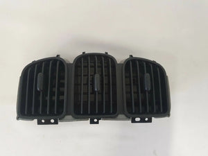 คริสเลอร์ โวเออร์เรอร์ IV RG 01-07 ช่องแอร์กลาง สดชื่น 05009038AA ใหม่