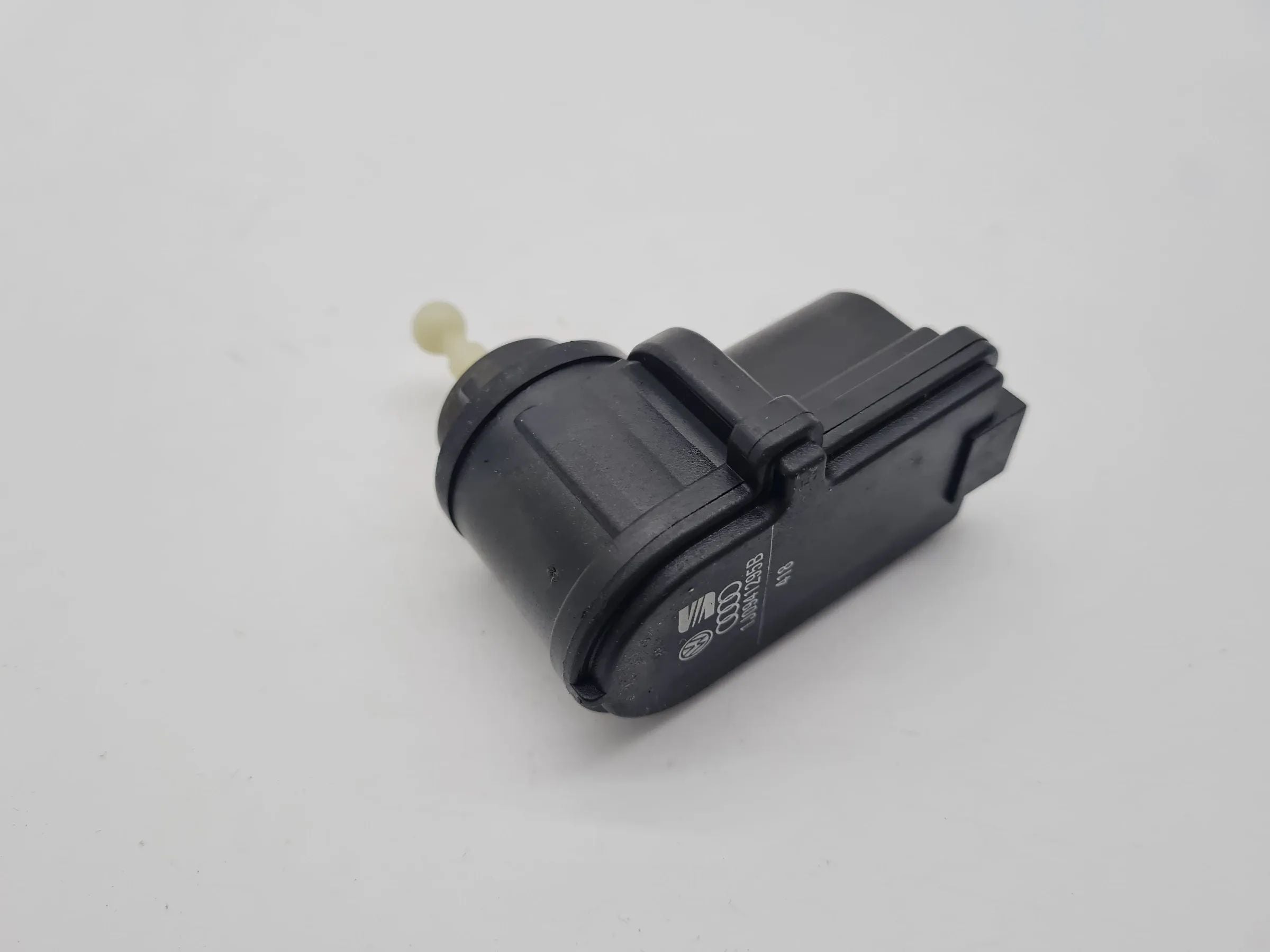 Original VW Golf IV (1J5/1J1) Leuchtweitenregulierung LWR L/R 1J0941295B