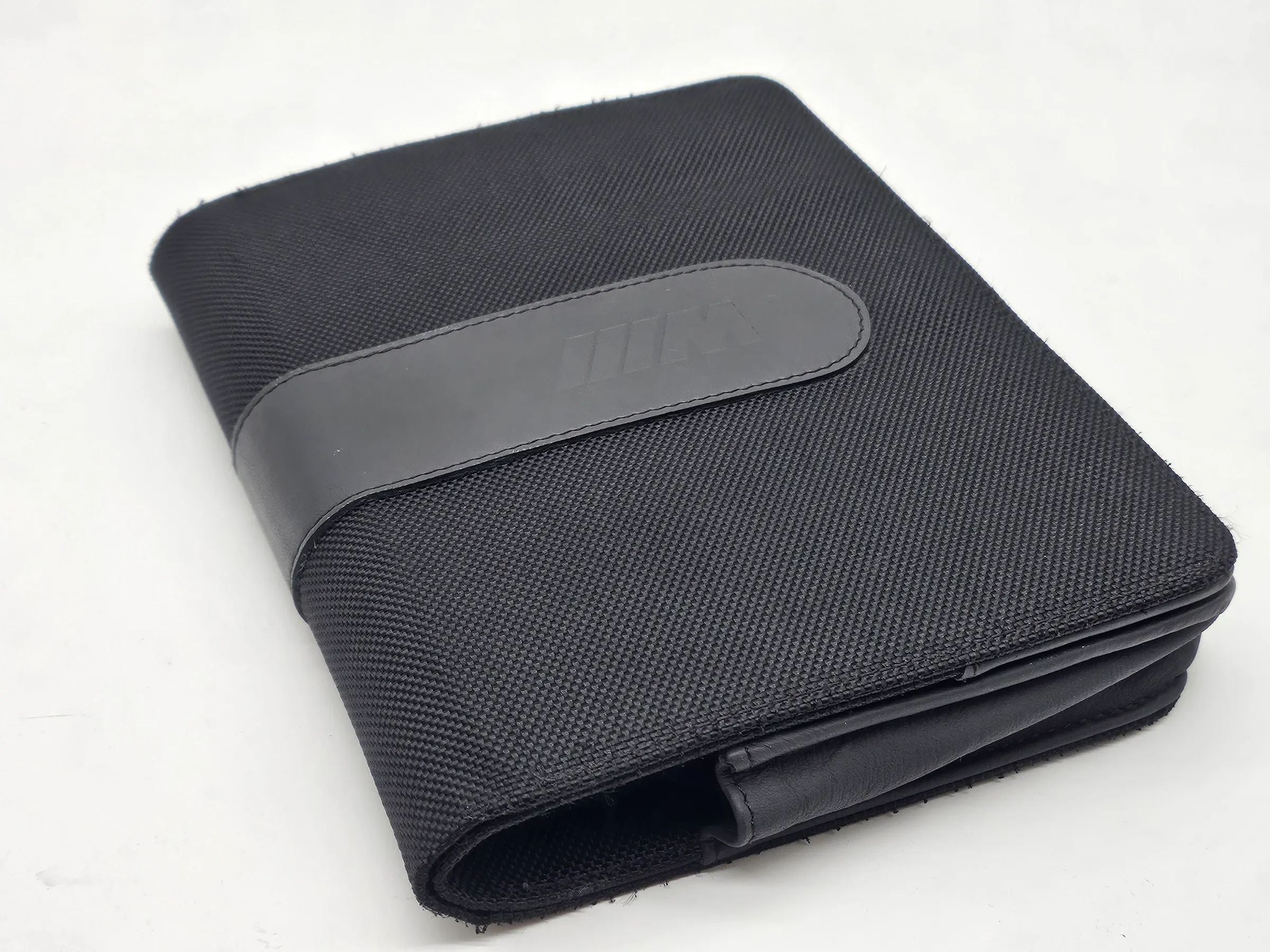 宝马 M3 F80 M4 F82 原厂车载文件夹 织物真皮 黑色