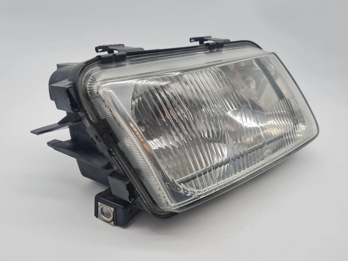 Original Audi A3 (8L1) Scheinwerfer / Frontleuchte Rechts 963 036-00
