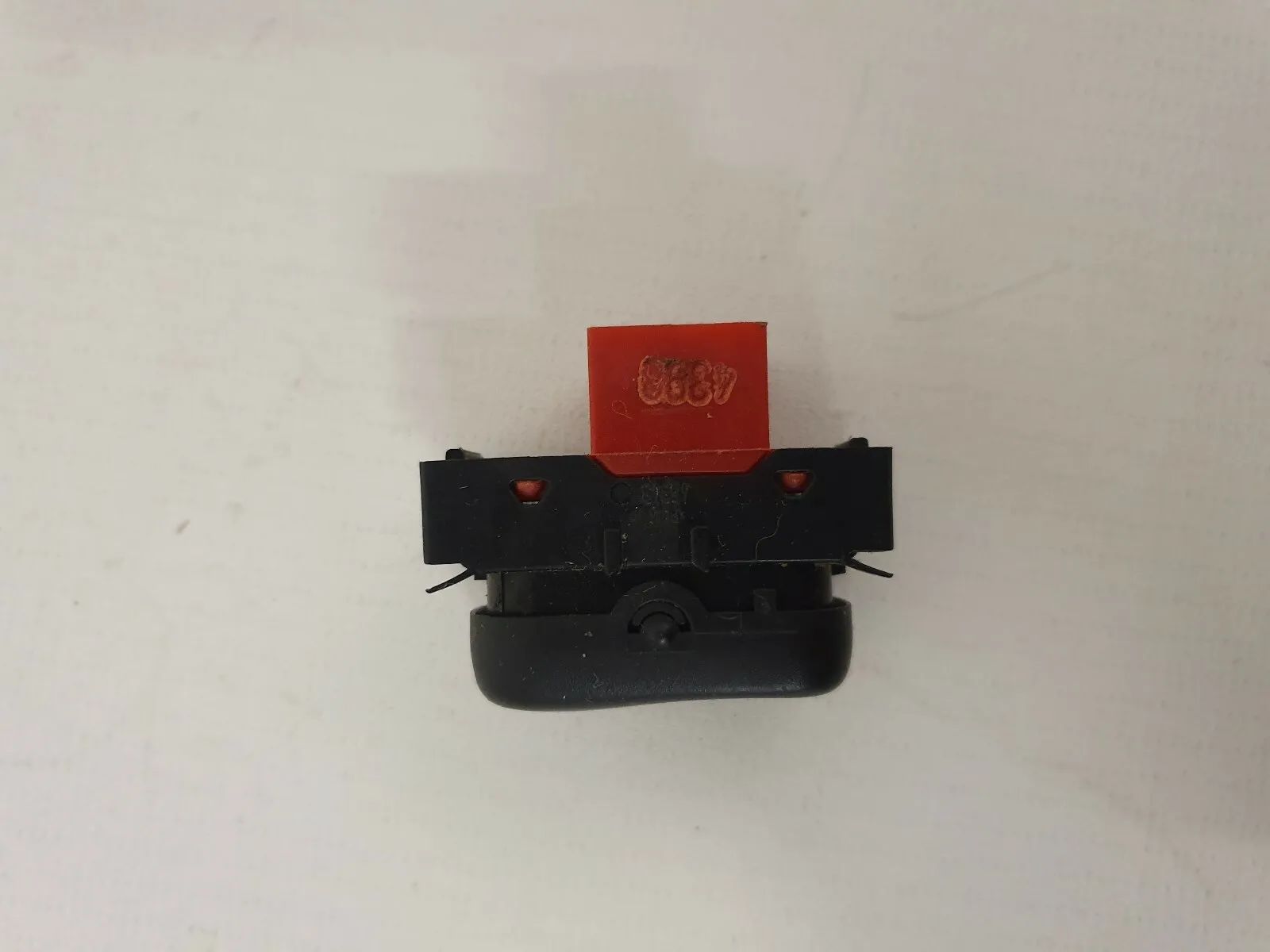 ⭐orig MERCEDES-BENZ C-CLASS (W202) C 280 (202.029) Schalter 2108202810 ASR OFF ⭐