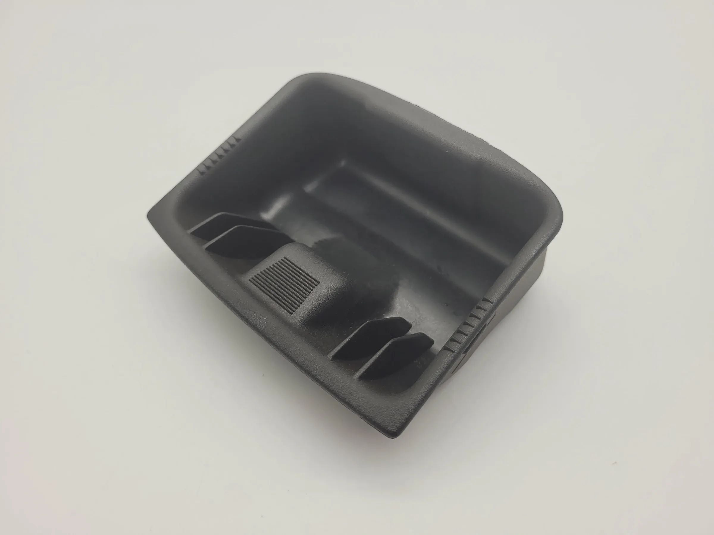 Original Fiat Punto (188) Aschenbechereinsatz 225390 / A504