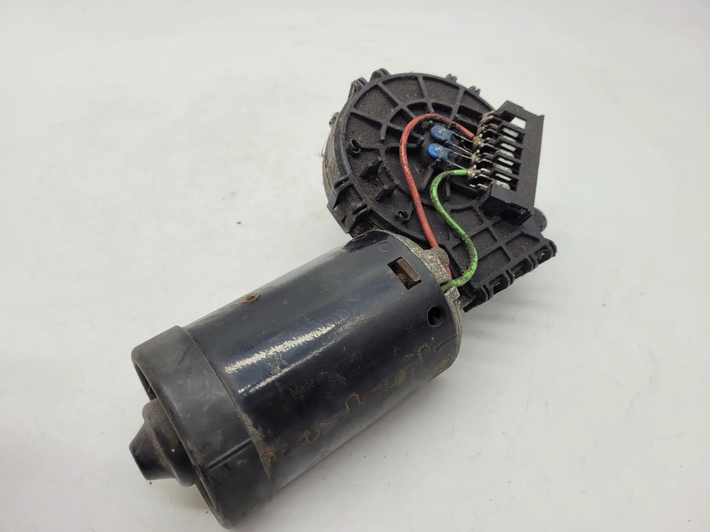 Original Mercedes-Benz E-Klasse (W210) Wischermotor Vorne 0390241420