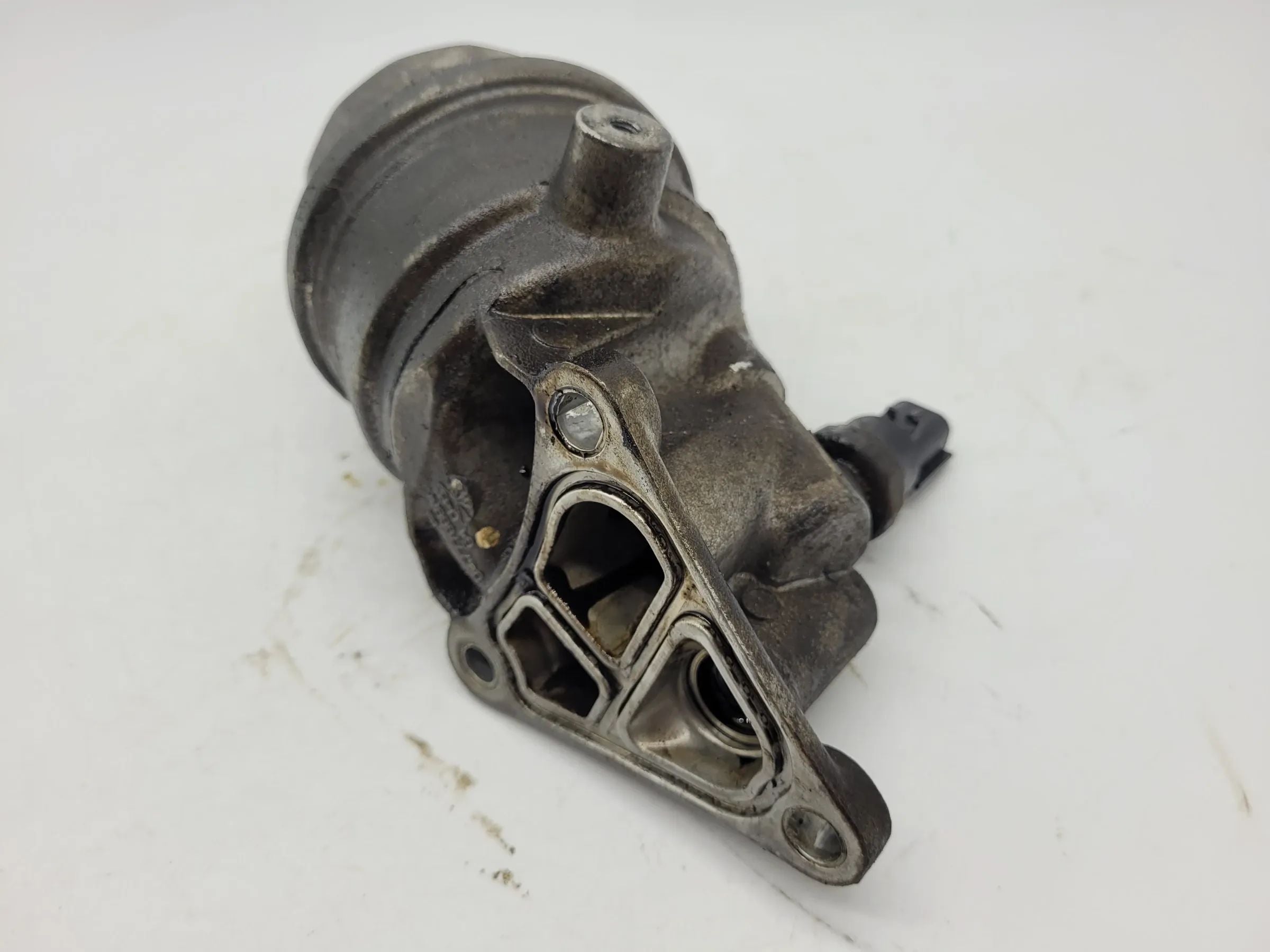 Original Mini One (R50/R53) Ölkühler & Filtergehäuse 04777668AA