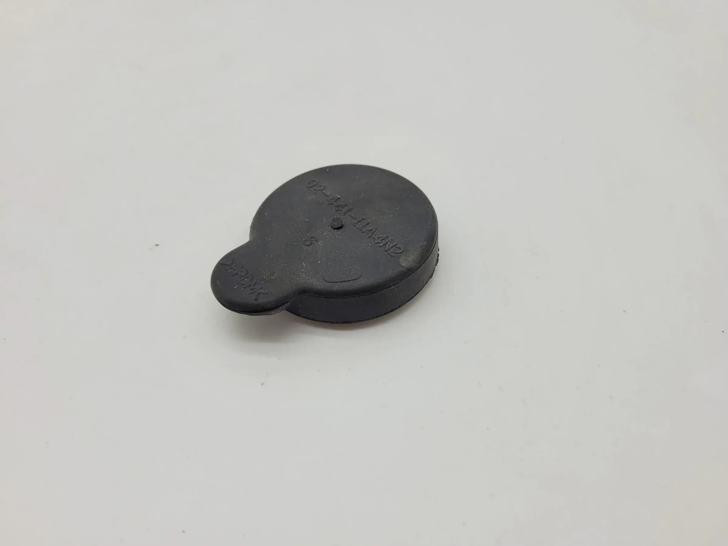 VW FOX 5Z Scheinwerfer Staubkappe Klein L/R 02-441-11A4N2