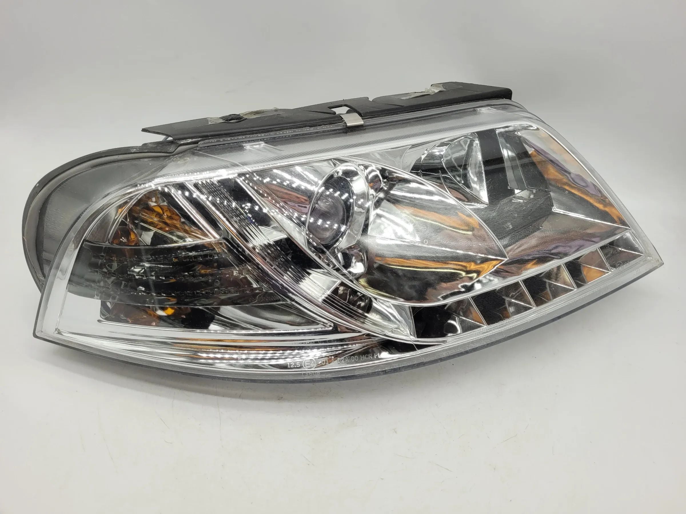 VW Passat B5 (3B/3G) Scheinwerfer/Frontleuchte Rechts SK3482-VPAT01