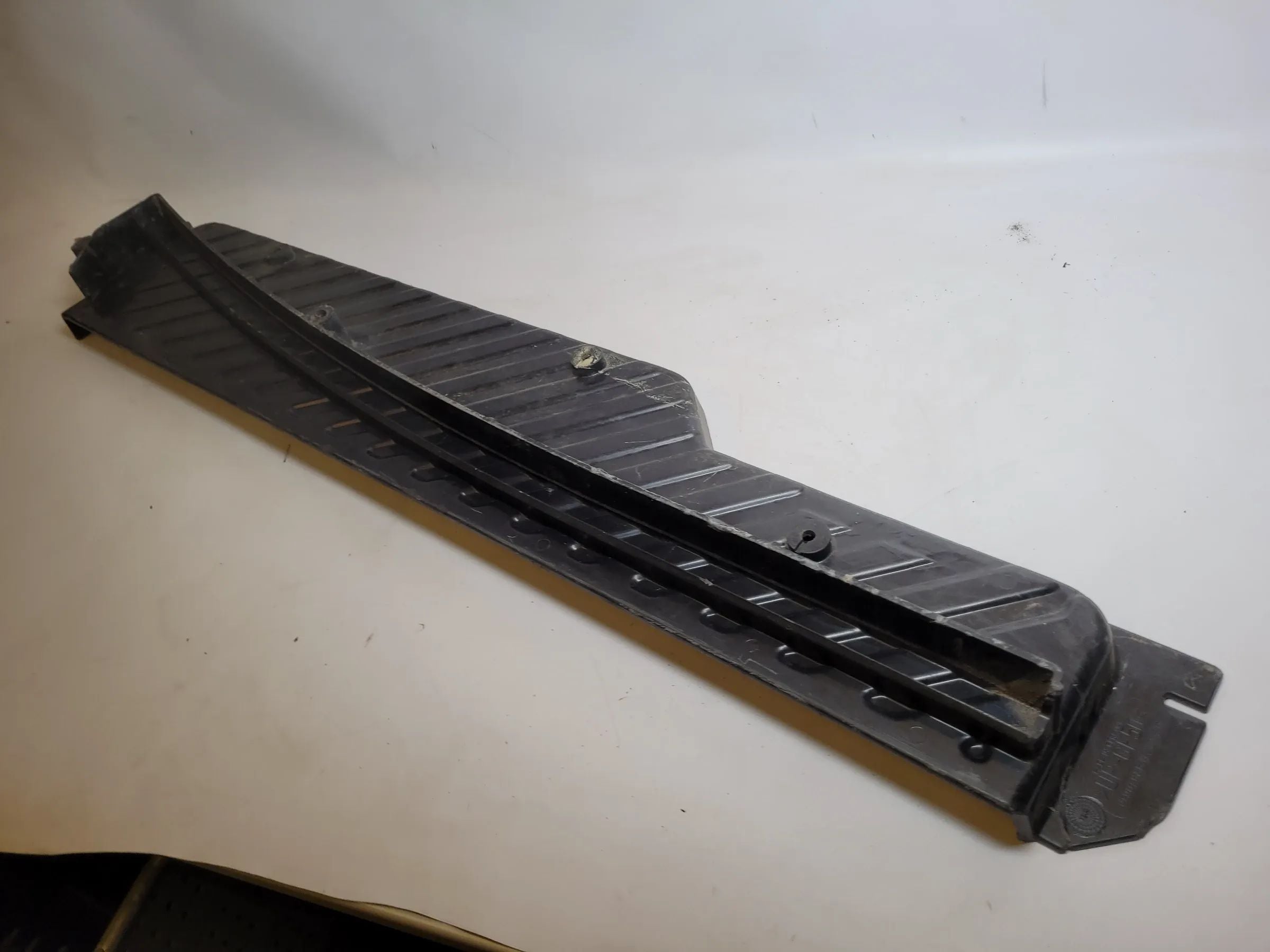 Mercedes Sprinter 901 Fußstütze Seitentür Fußablage Links A9016861128 Original