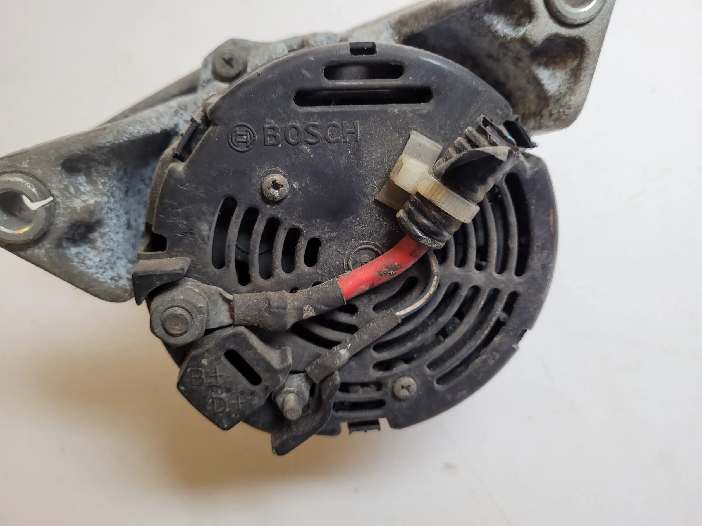 Original Opel Corsa B S93 Lichtmaschine 90561967