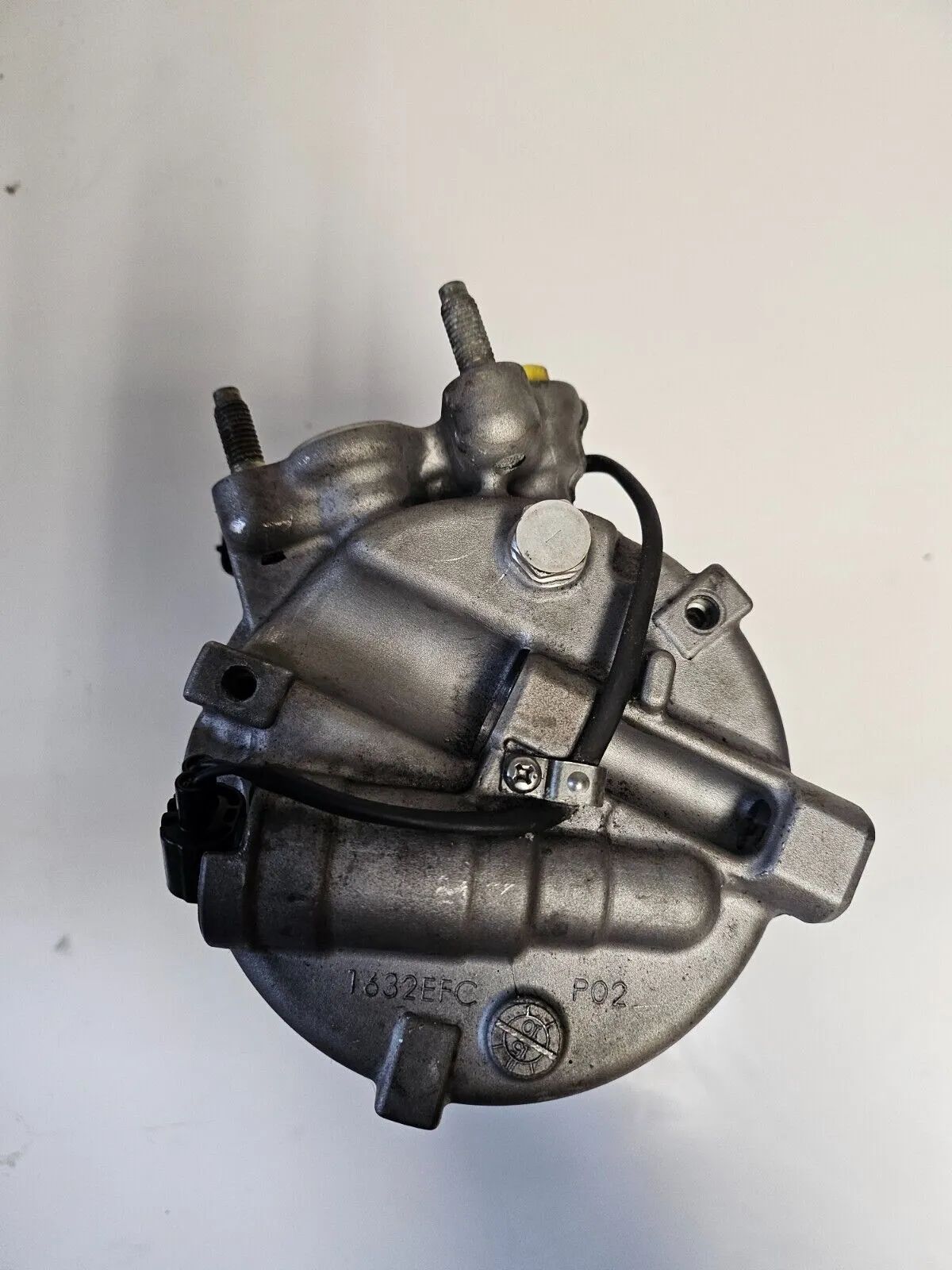 Original VOLVO XC60 KINETIC 2WD Klima Kompressor P31332528 / 5369374