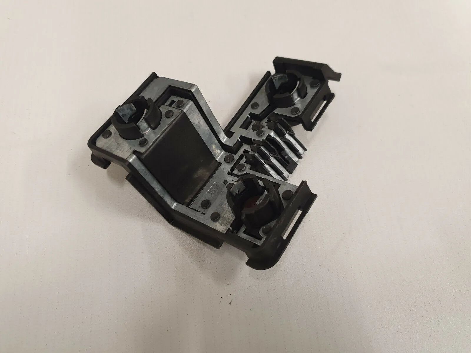 Soporte de lámpara original Opel Omega B GM5033, base de lámpara derecha K14