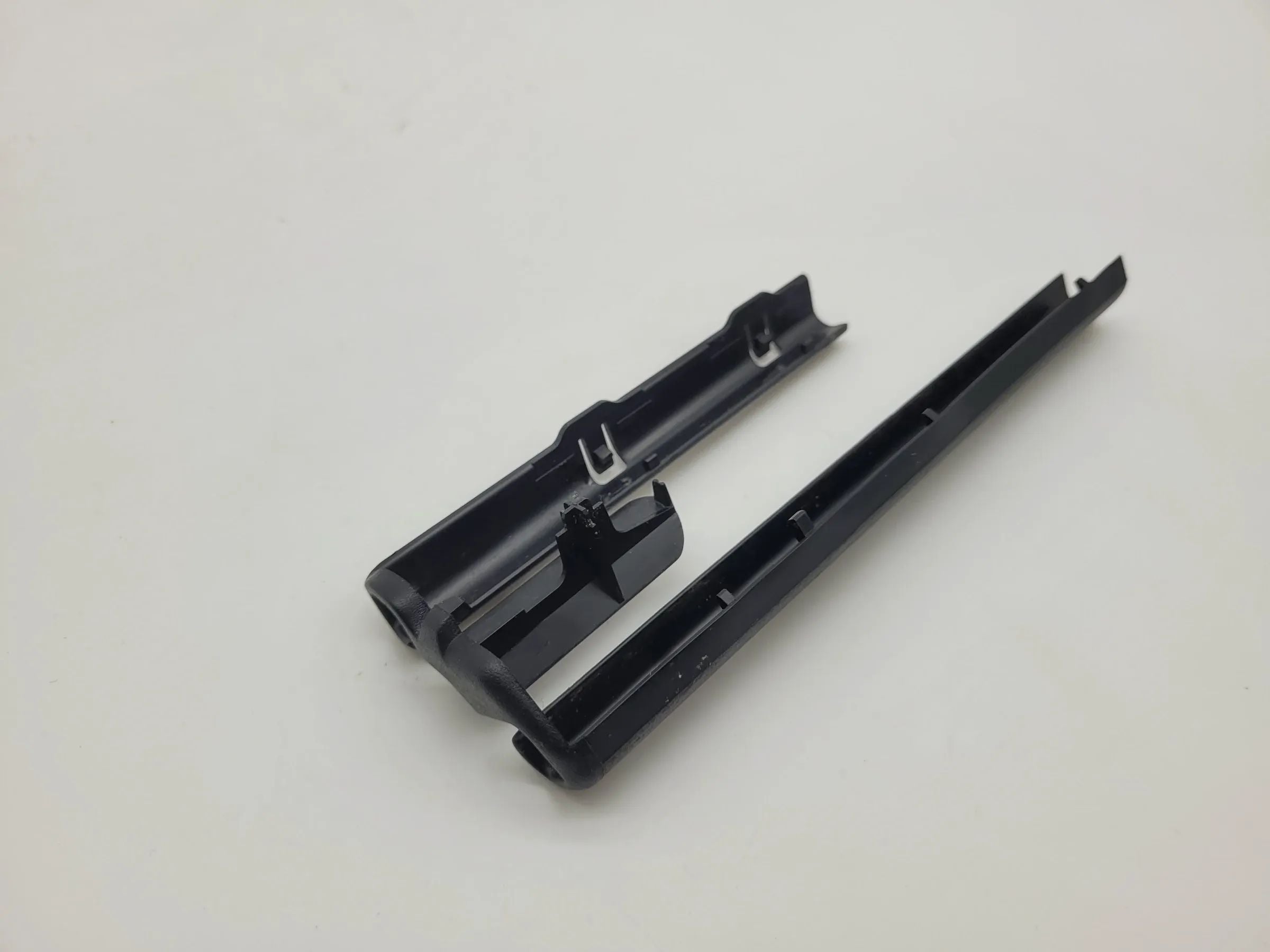 BMW 7er E38 Abdeckung Sitzschiene Rechts Vorne 52.10-8207206 Original